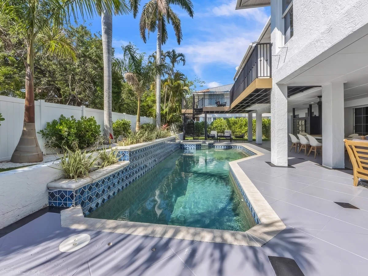 Wander Anna Maria Golden #49