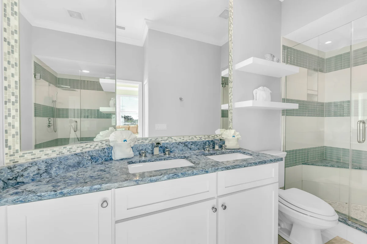 Wander Bradenton Beach Palms