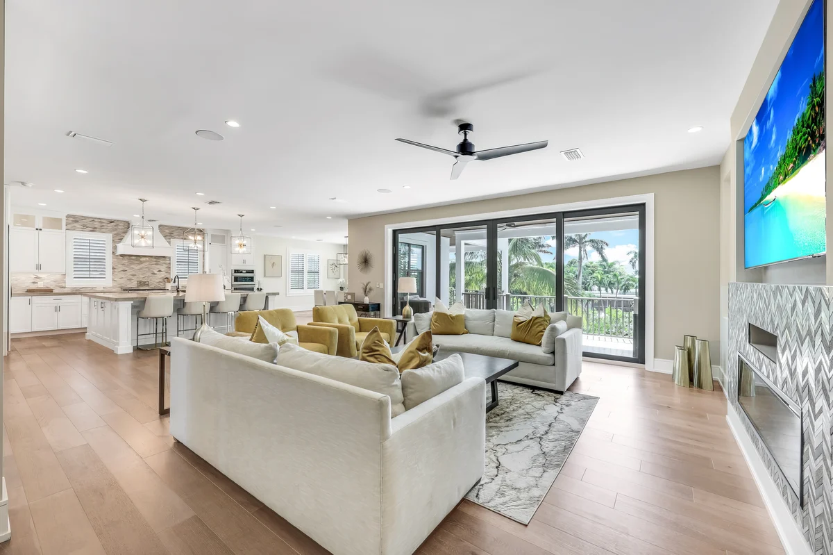 Wander Anna Maria Serenity