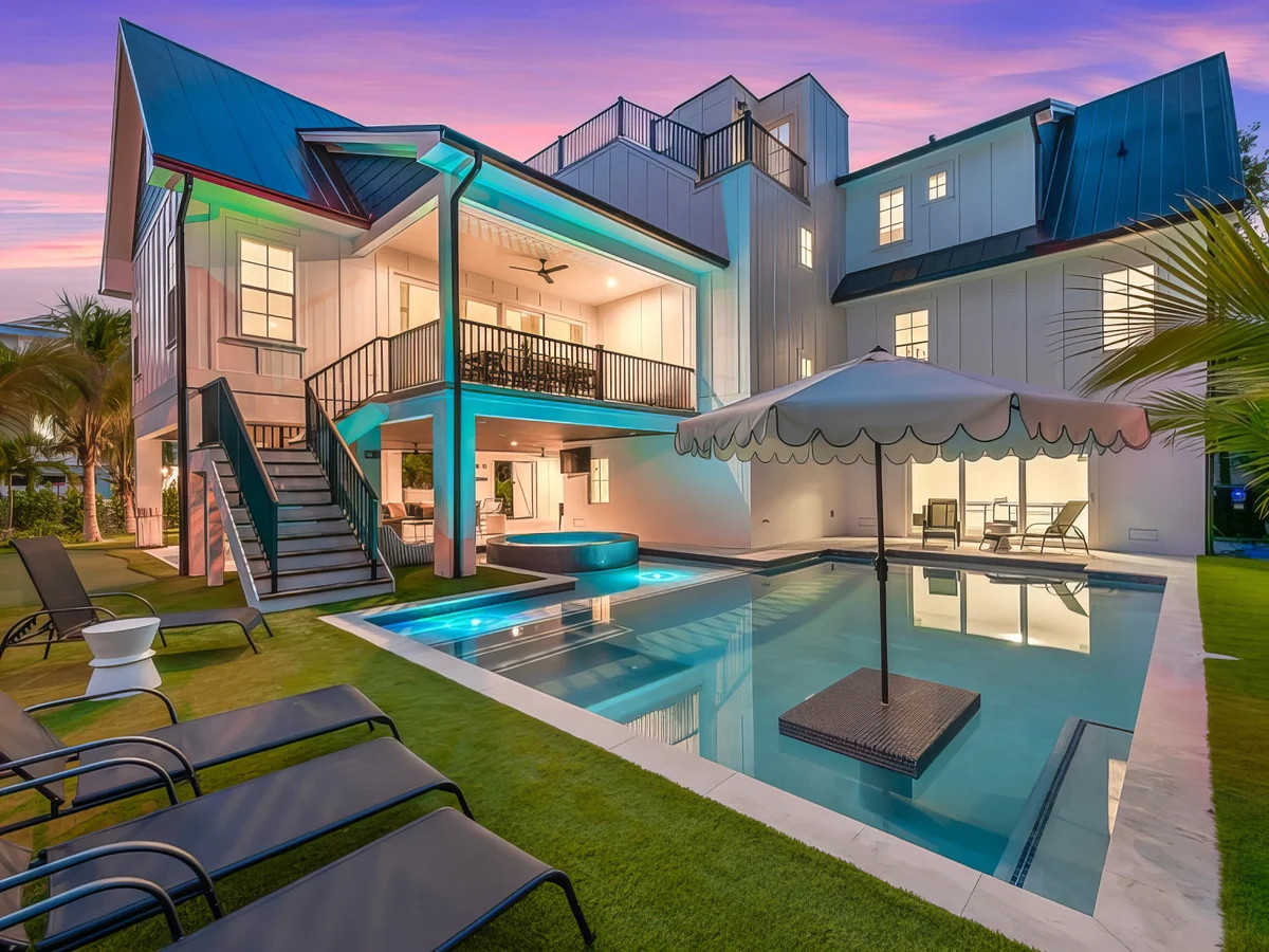 Wander Bradenton Gulf Retreat