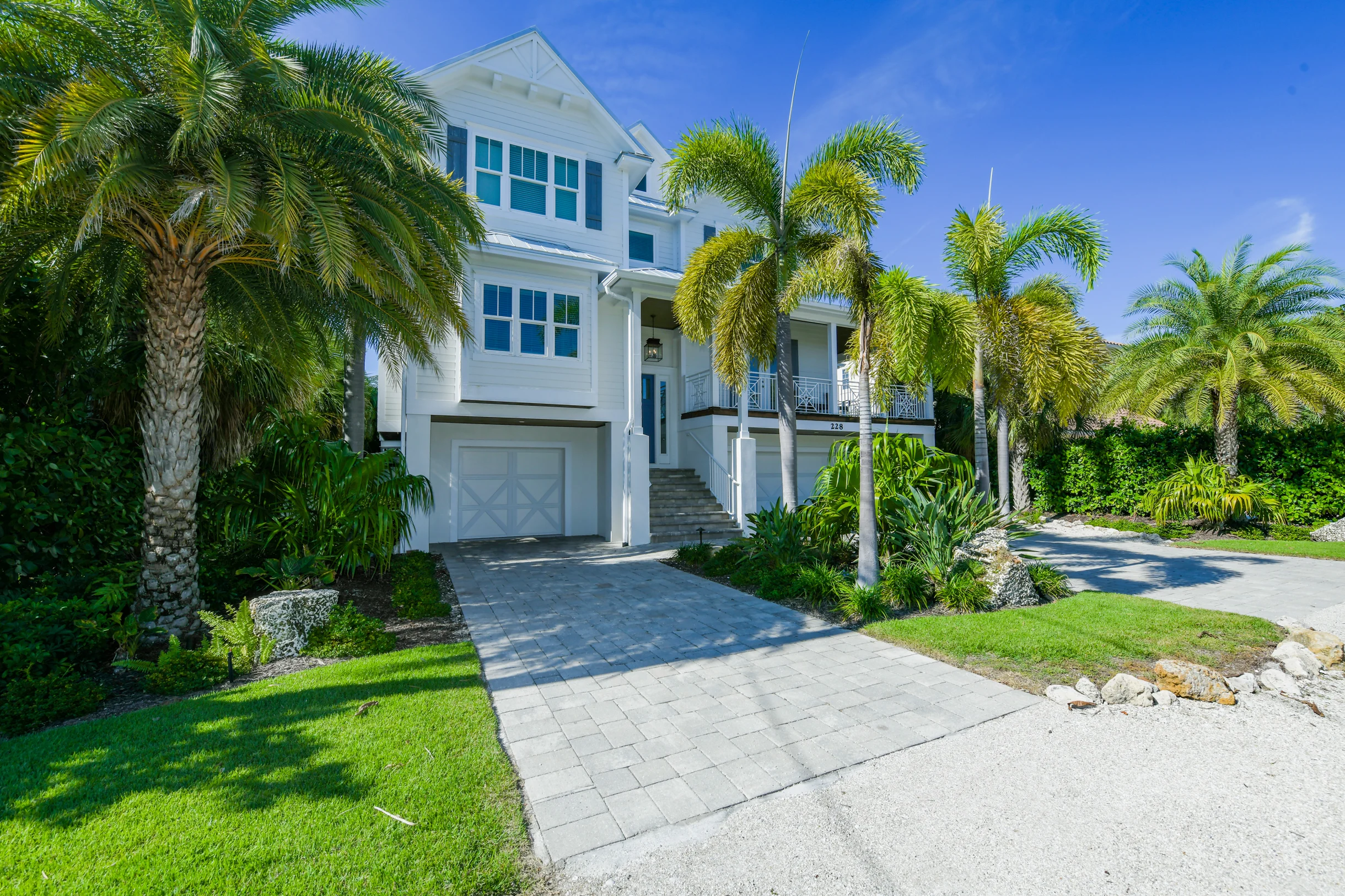 Wander Anna Maria Canalfront #38