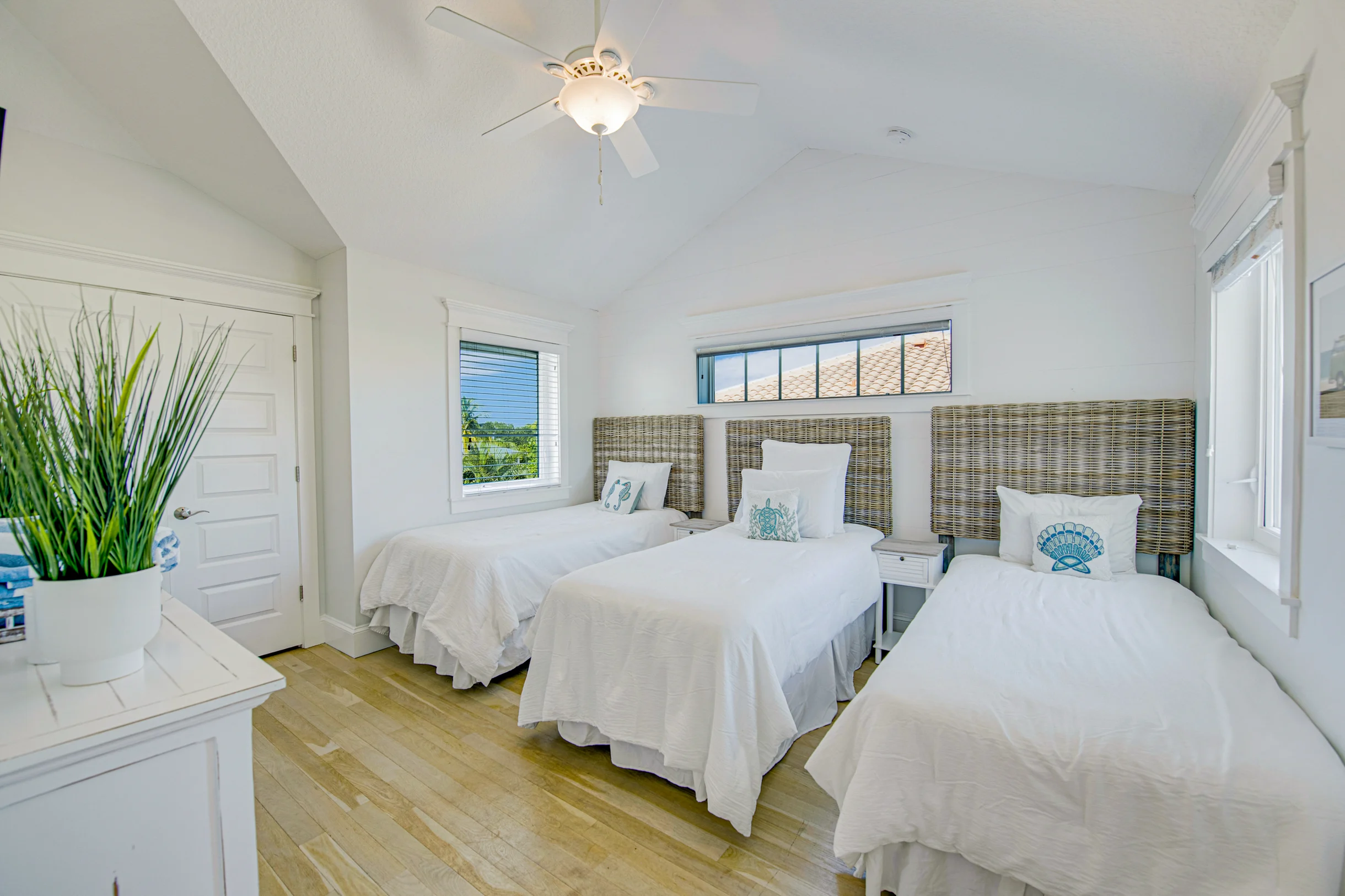 Wander Anna Maria Canalfront #12