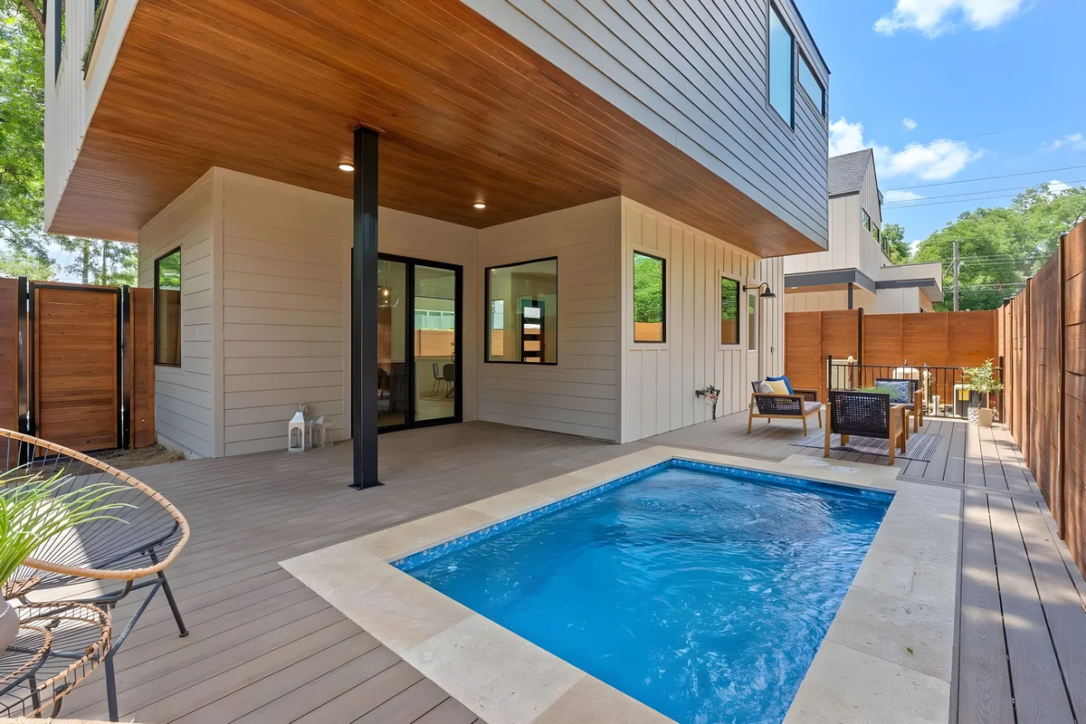 Home in Austin property photo 2
