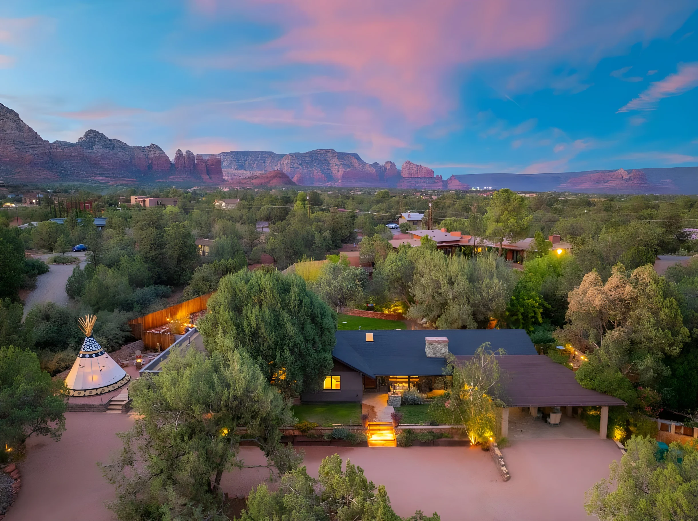 Home in Sedona property photo 4