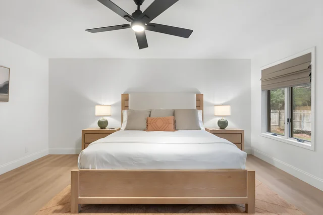 Bedroom 1 image 1