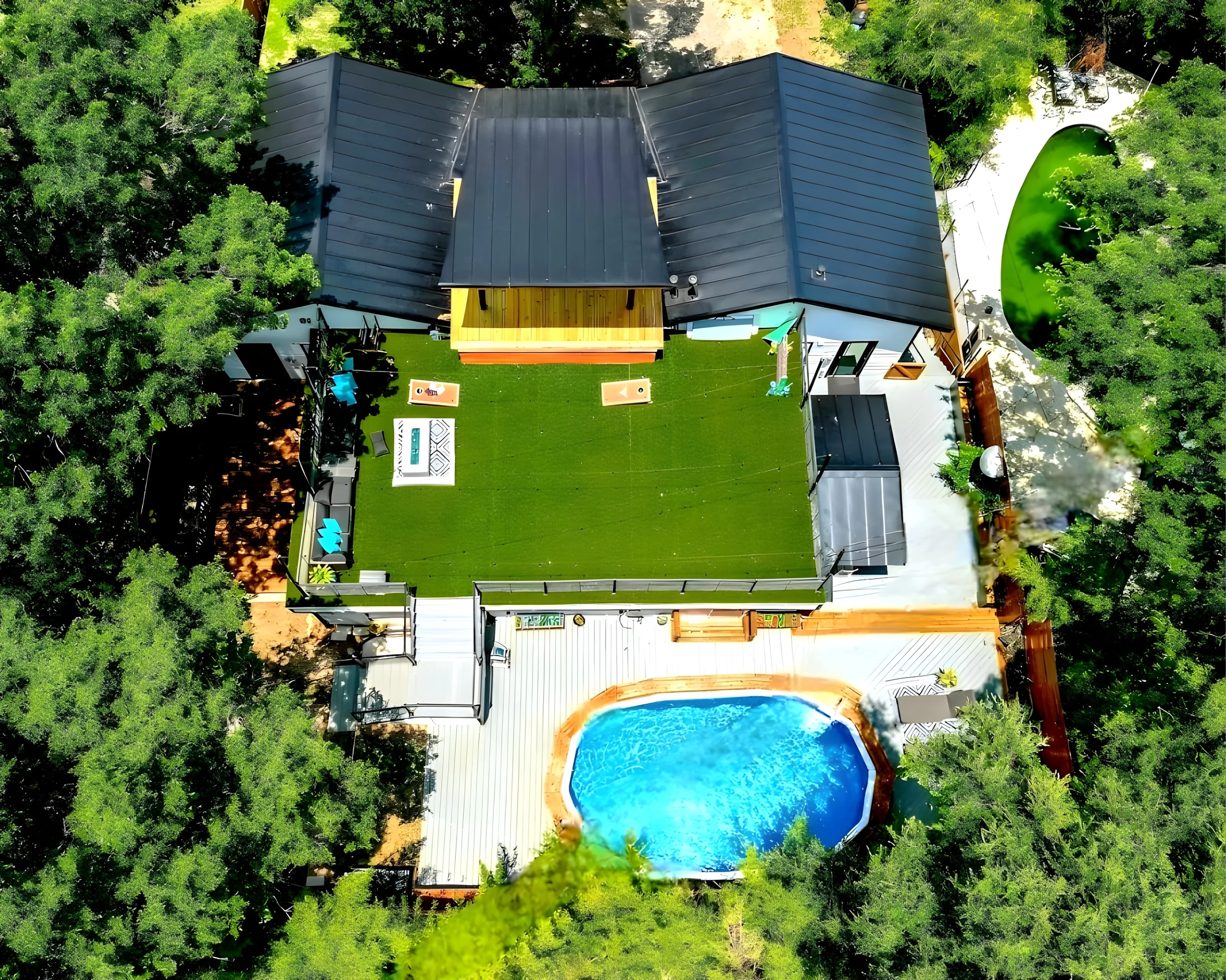 Home in Austin property photo 2