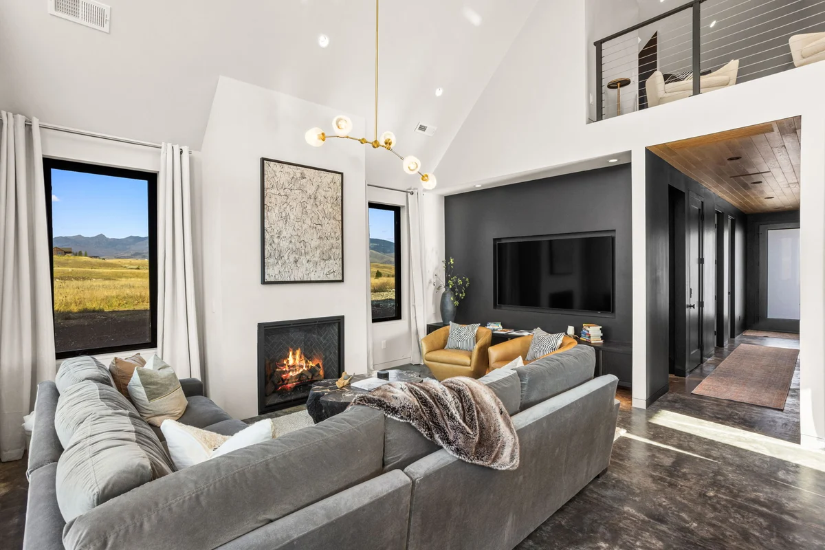 Wander Pray Hot Springs #51