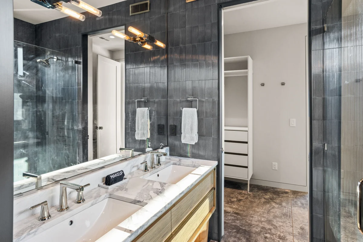 Wander Pray Hot Springs