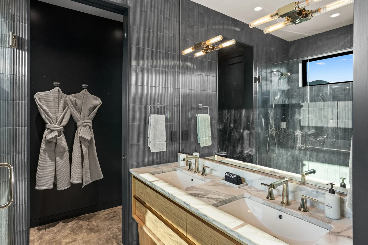 Wander Pray Hot Springs #17