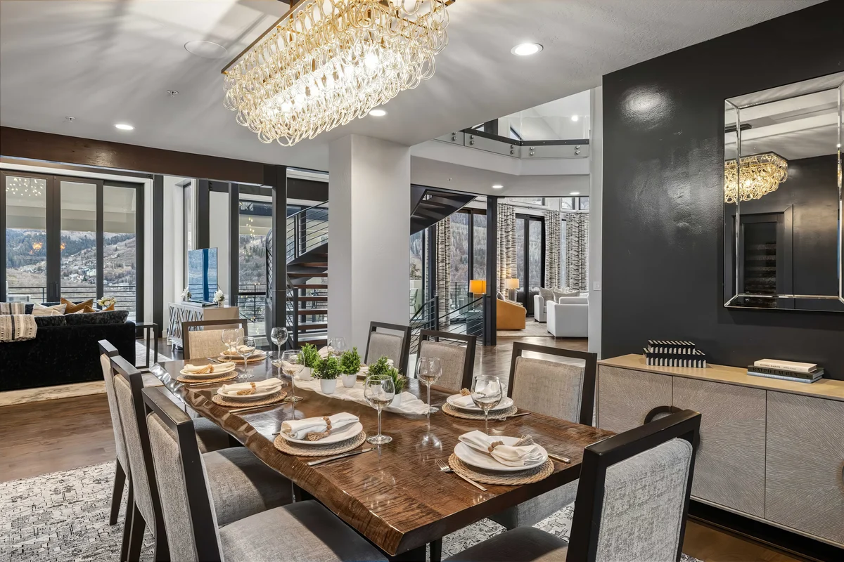 Wander Park City Aerie