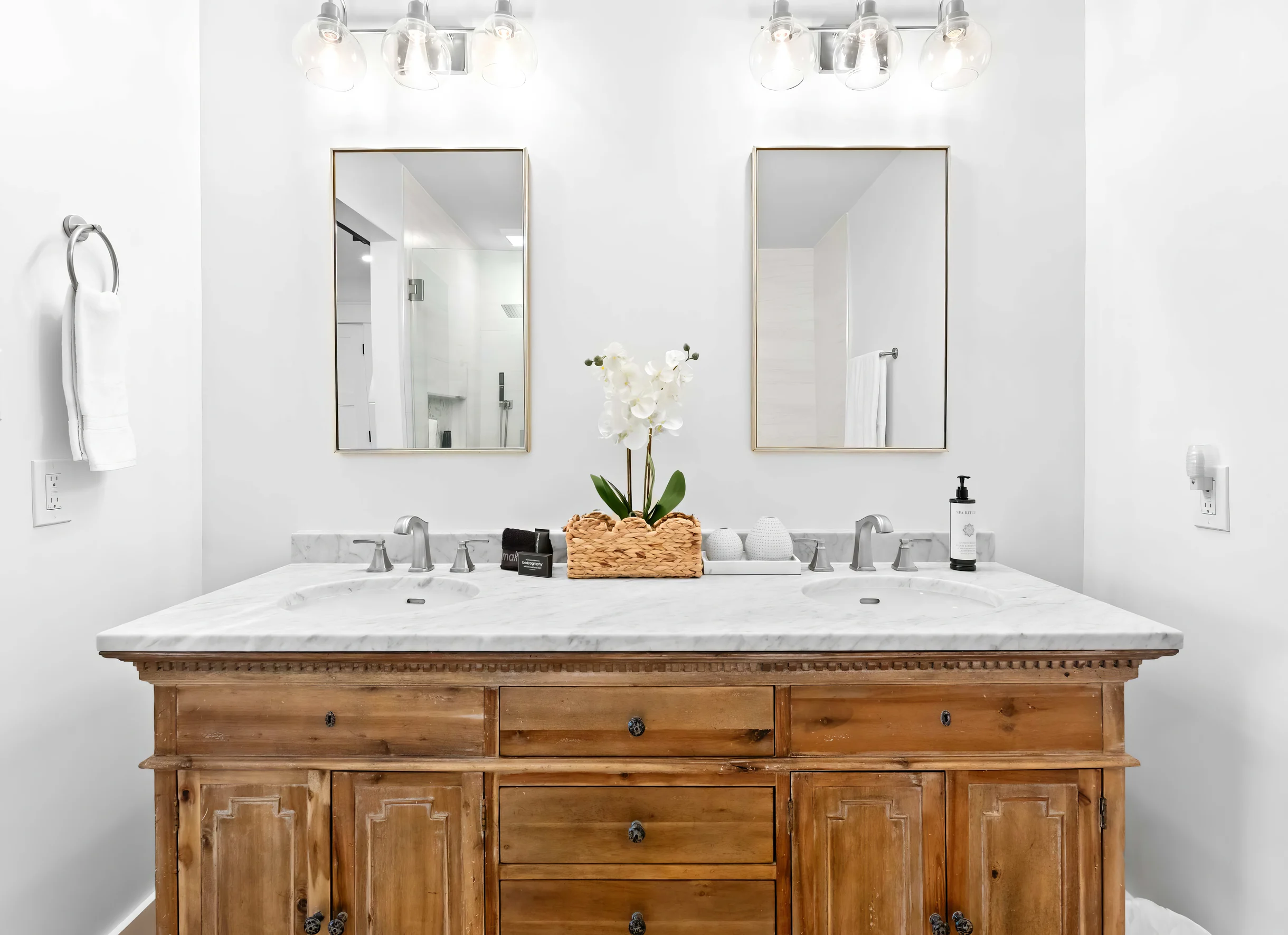 Wander Panama Escape #17