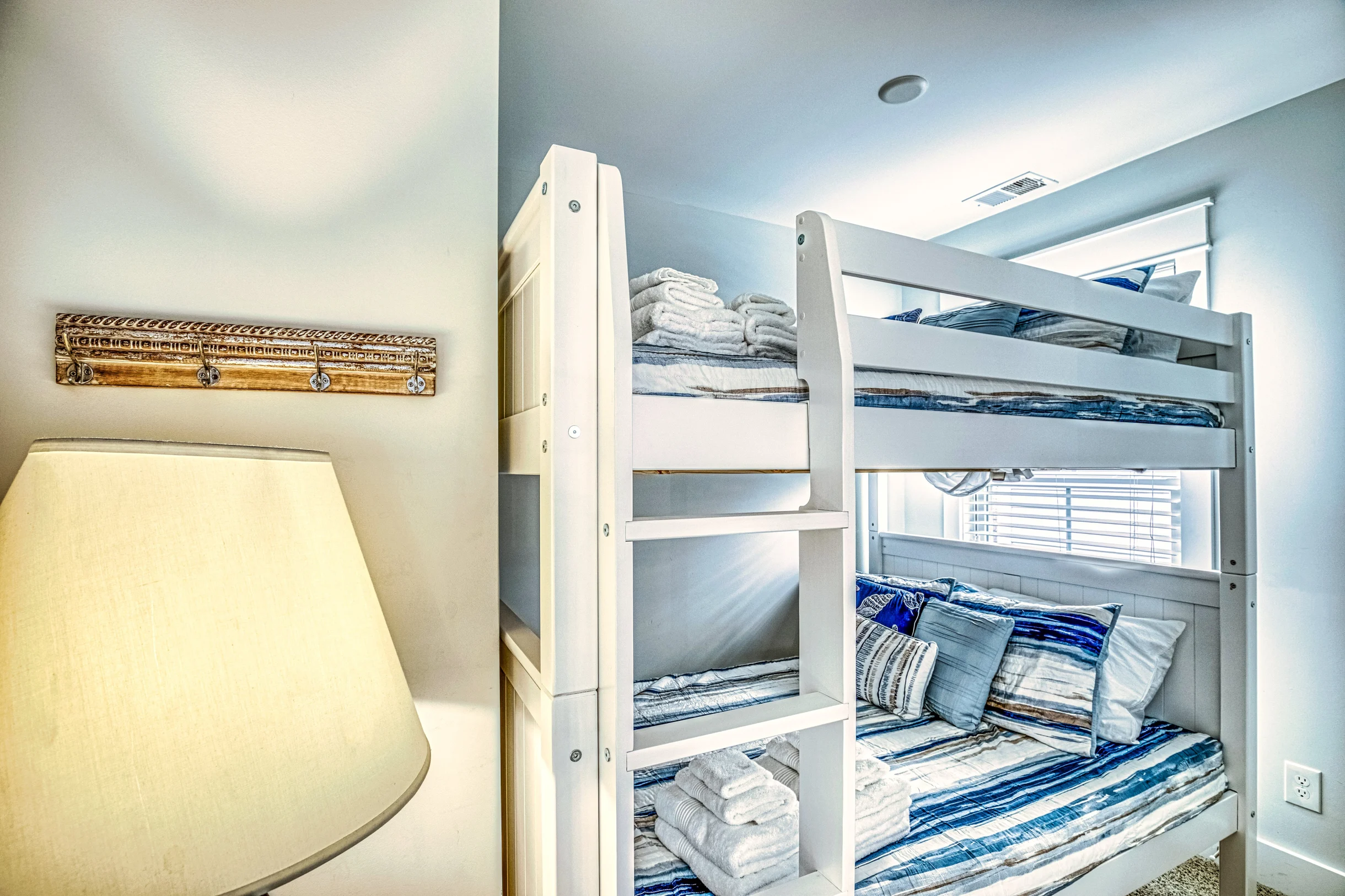 Wander Folly Field Horizon #53