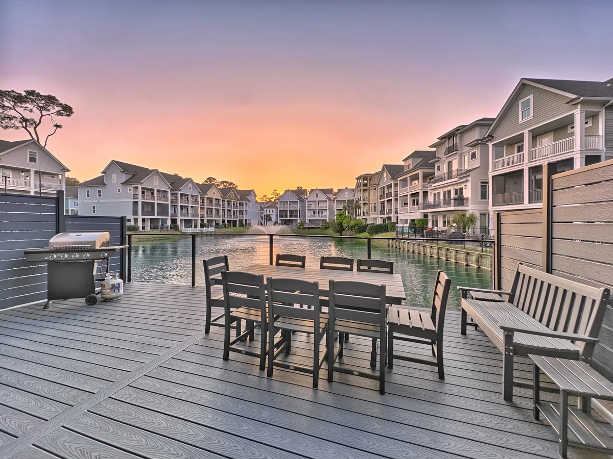 Wander Folly Field Escape