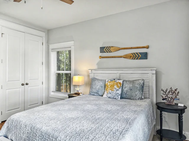 Bedroom 3 image 1