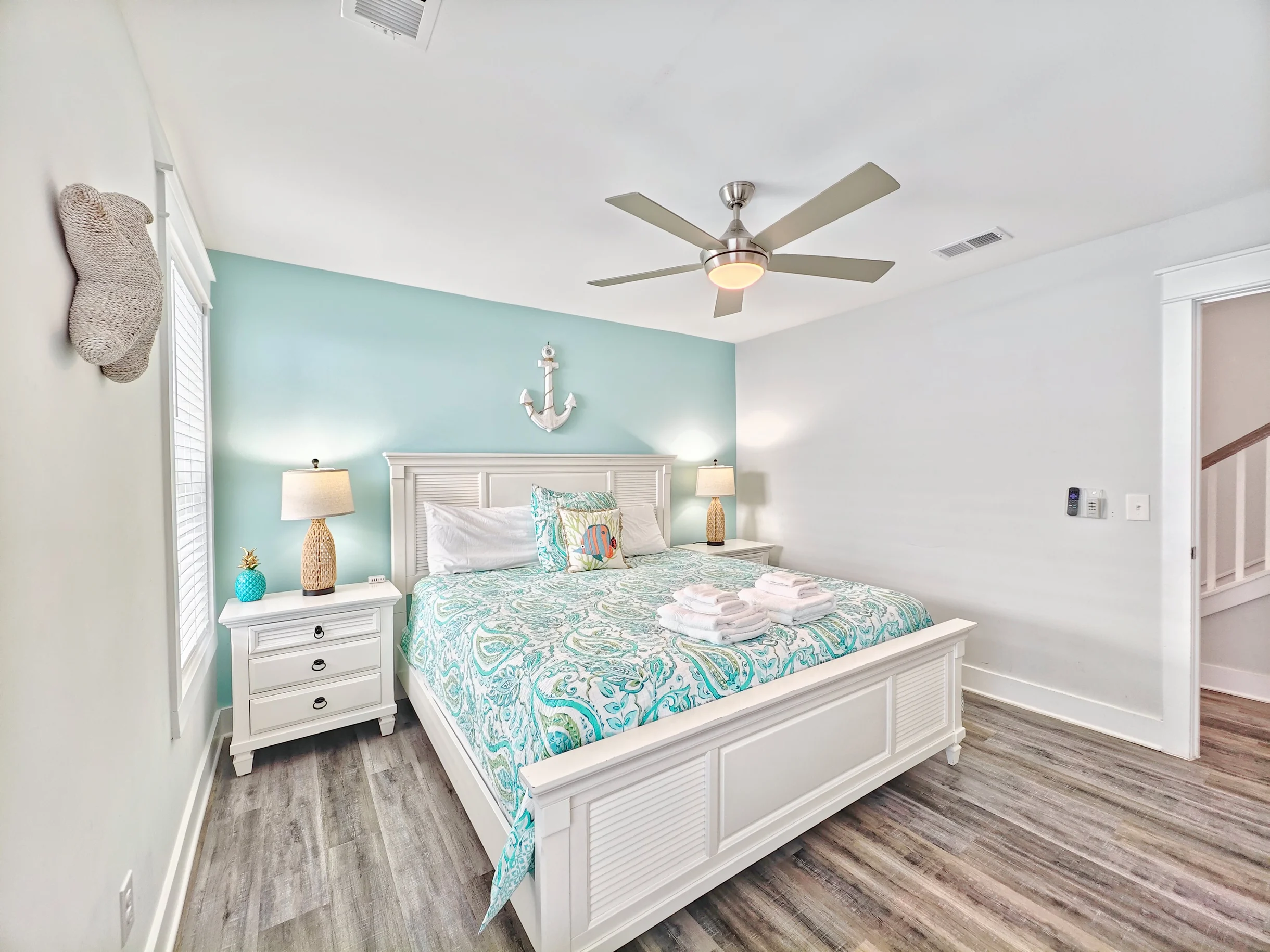 Wander Folly Field Haze #28