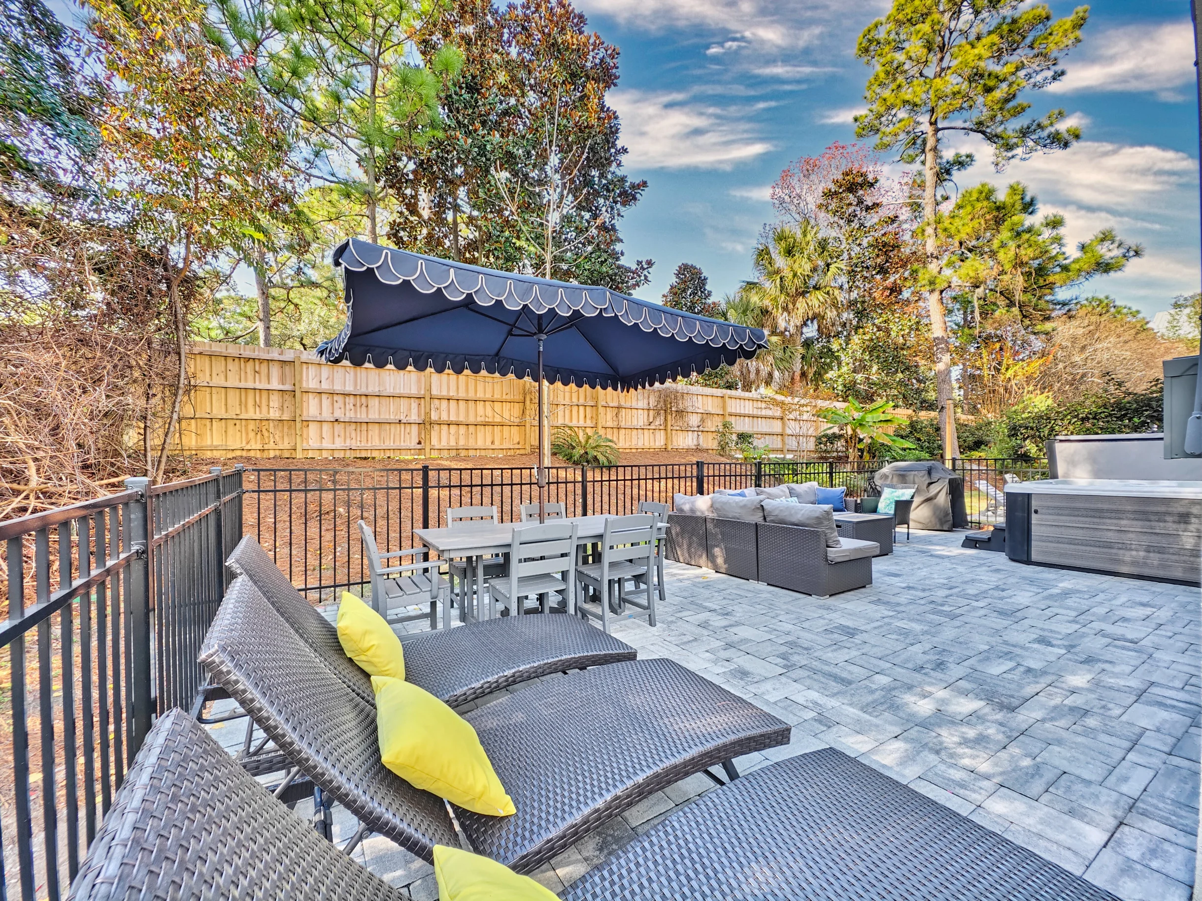 Wander Folly Field Haze #102