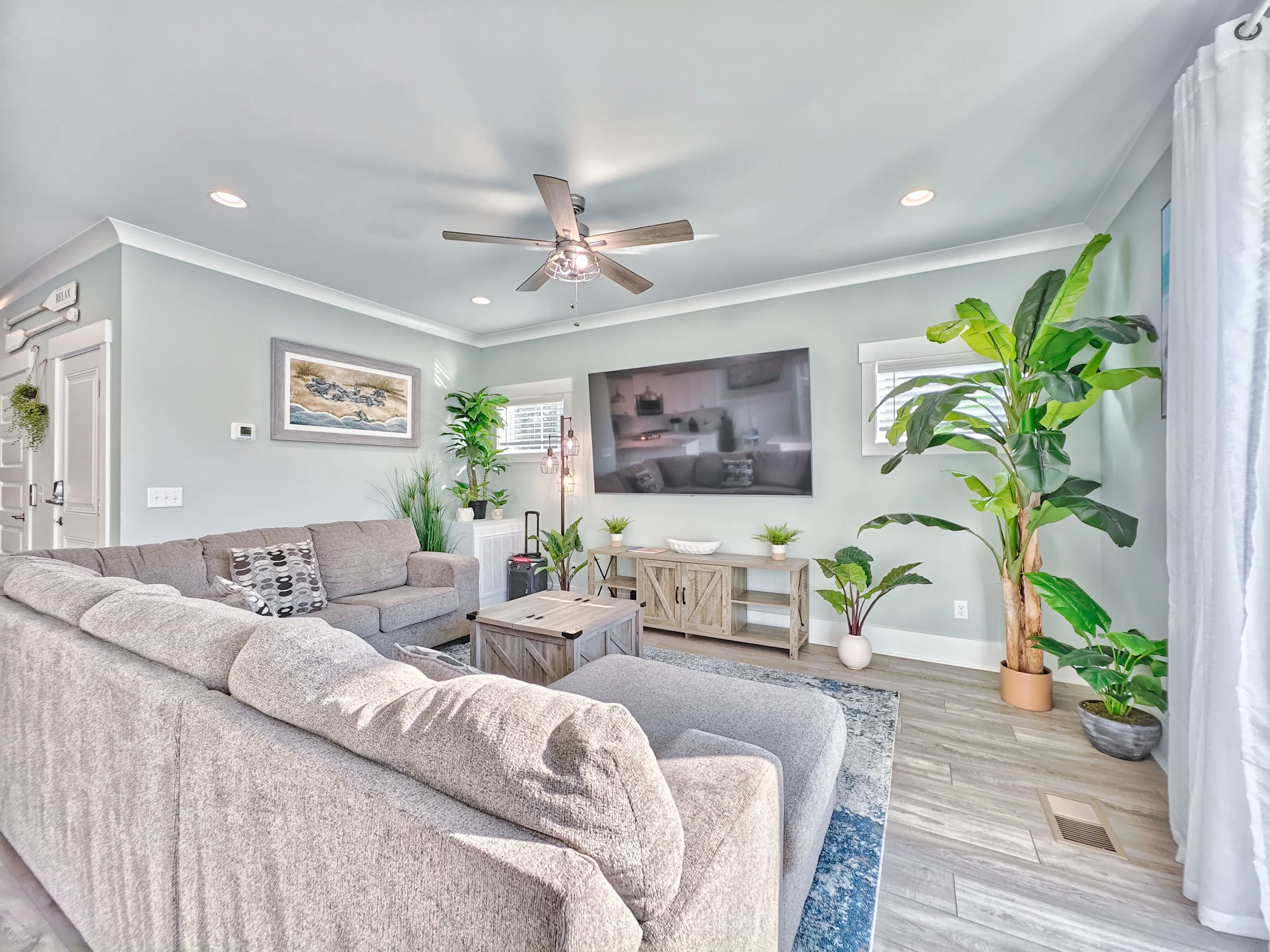 Wander Folly Field Drift #33