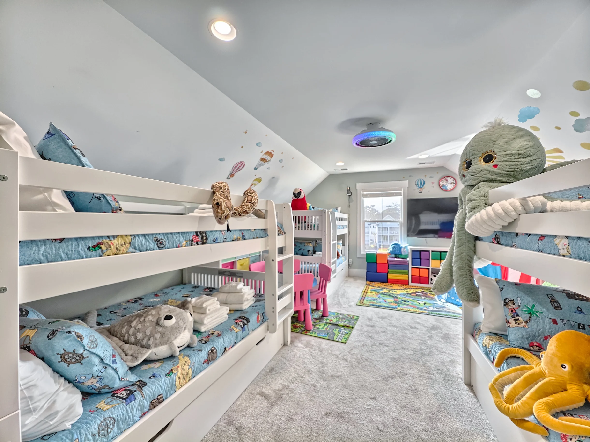 Wander Folly Field Drift #37