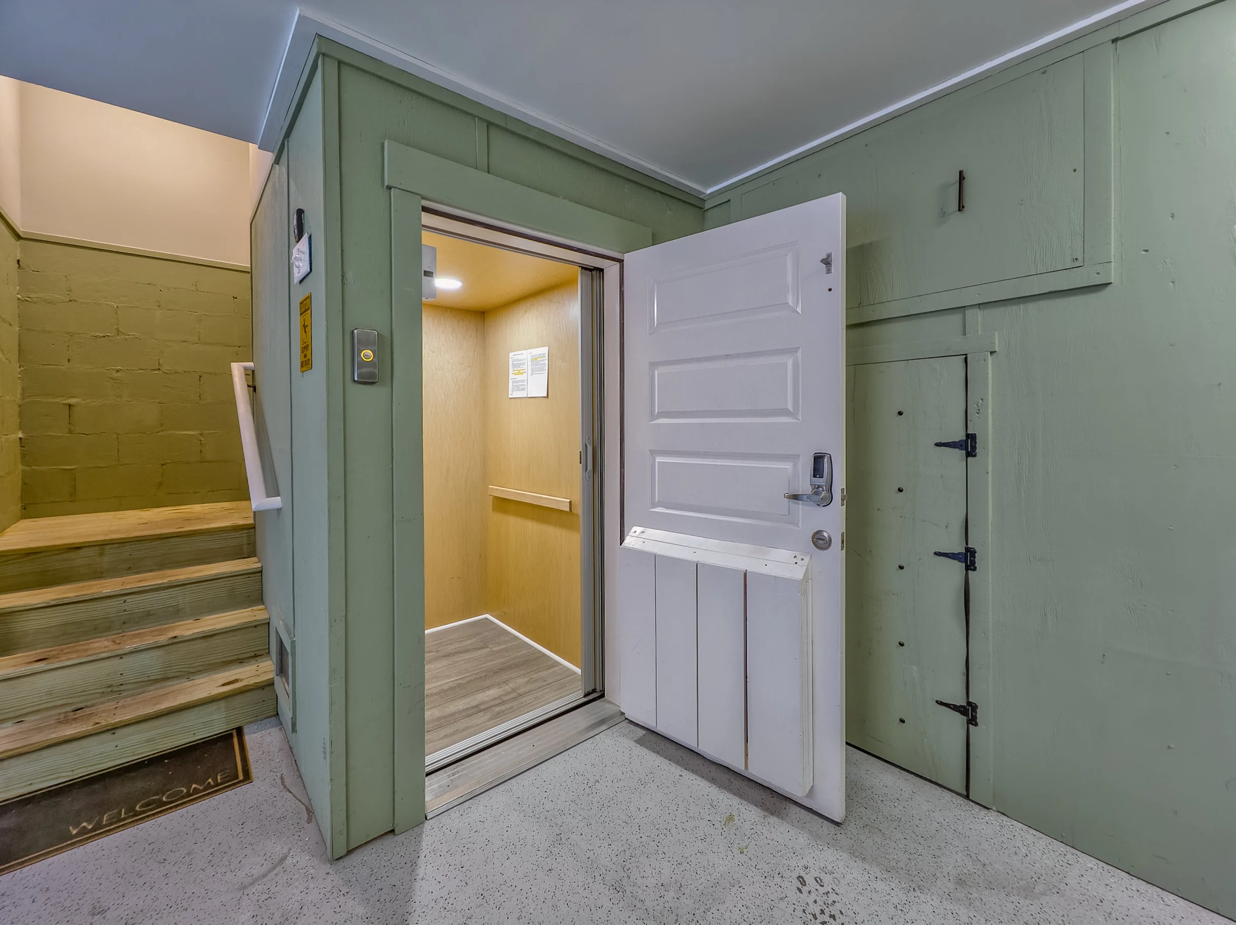 Wander Folly Field Drift #73