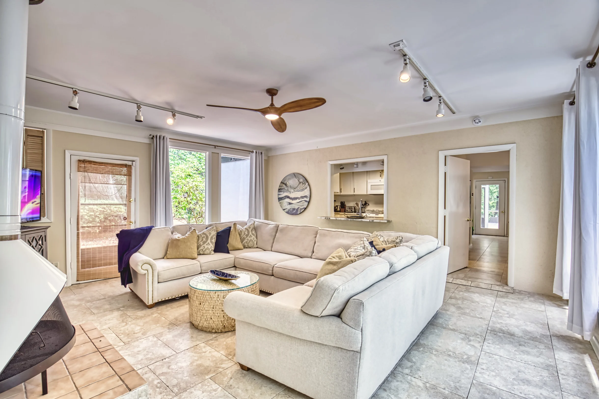 Wander Folly Field Glow #12