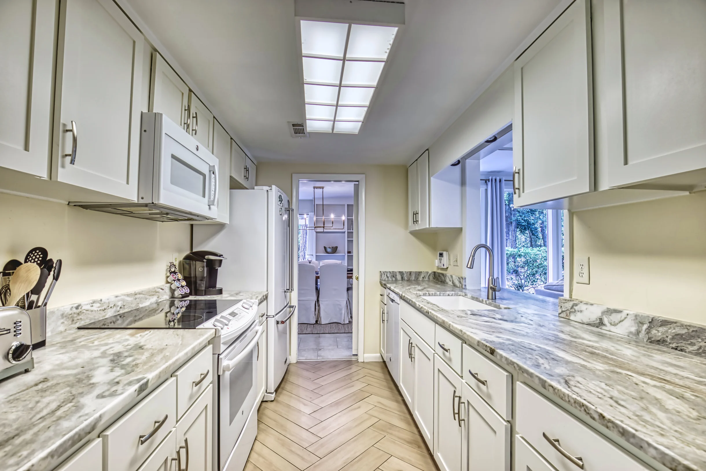 Wander Folly Field Glow #41