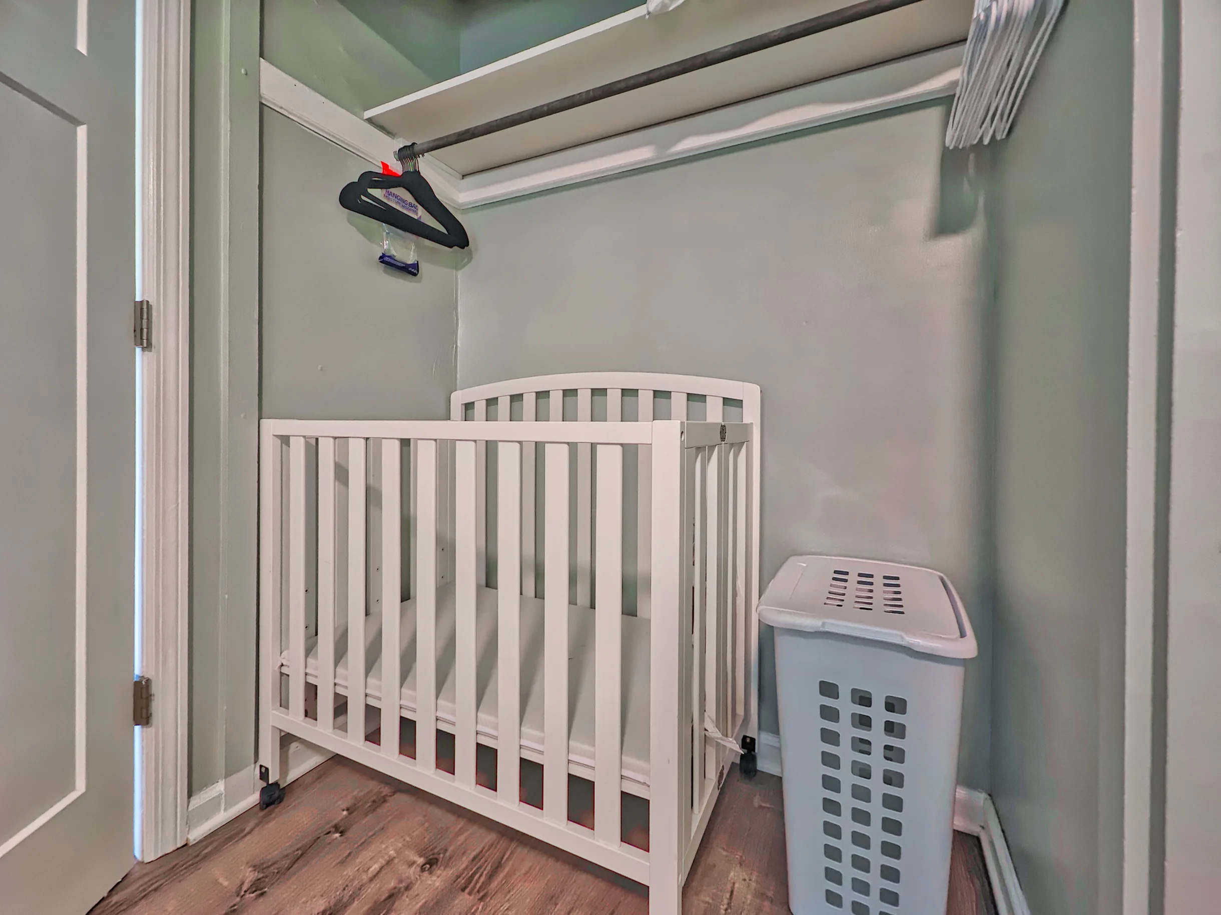 Wander Folly Field Golden #27