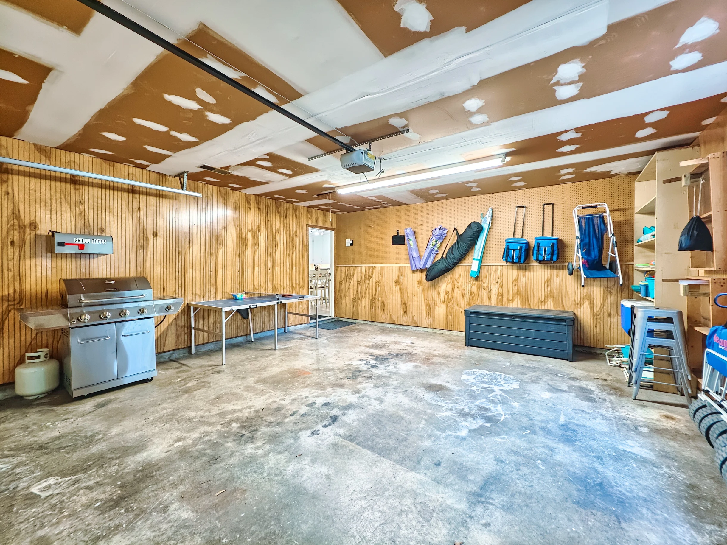 Wander Folly Field Golden #23