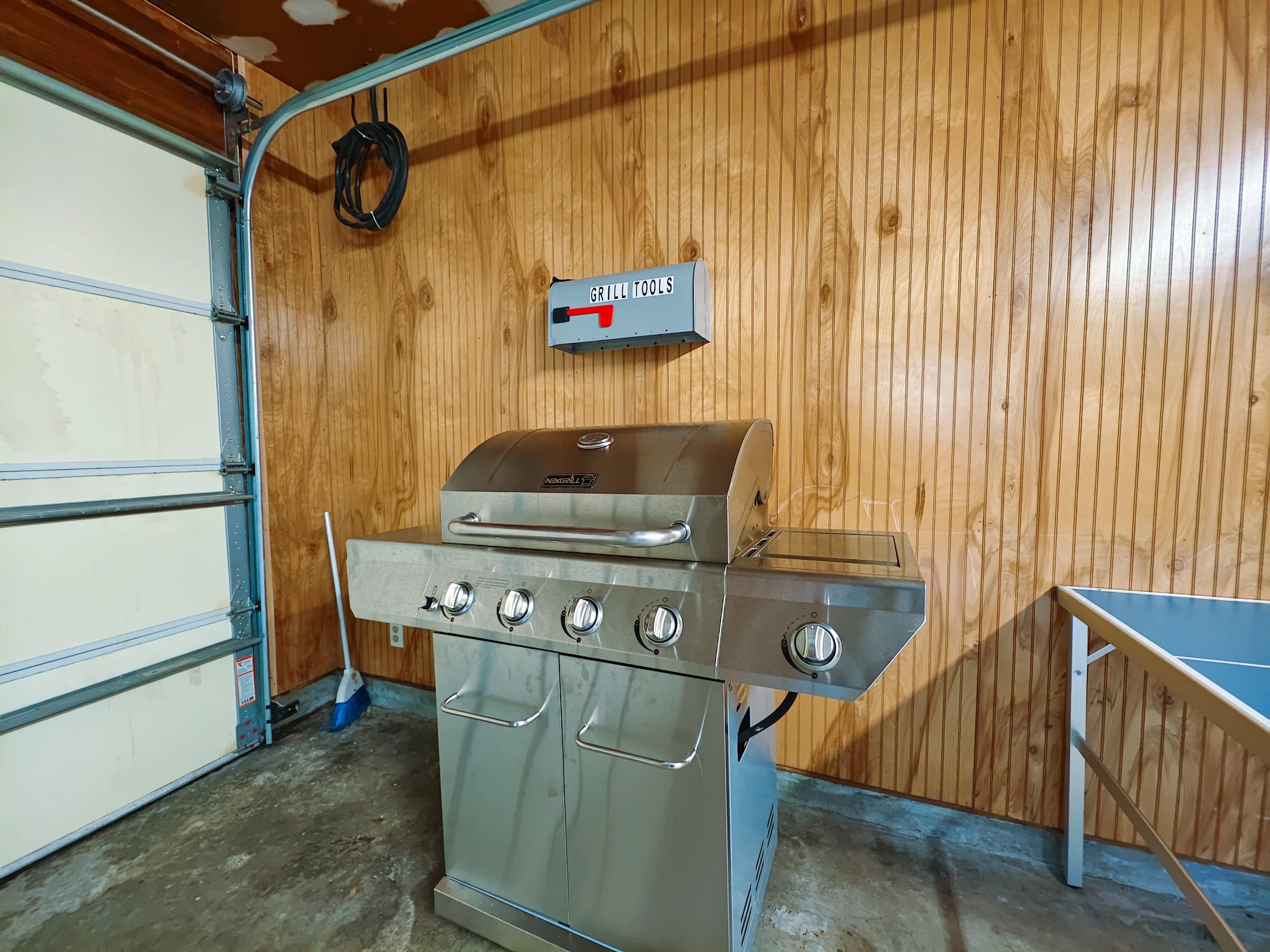 Wander Folly Field Golden #44