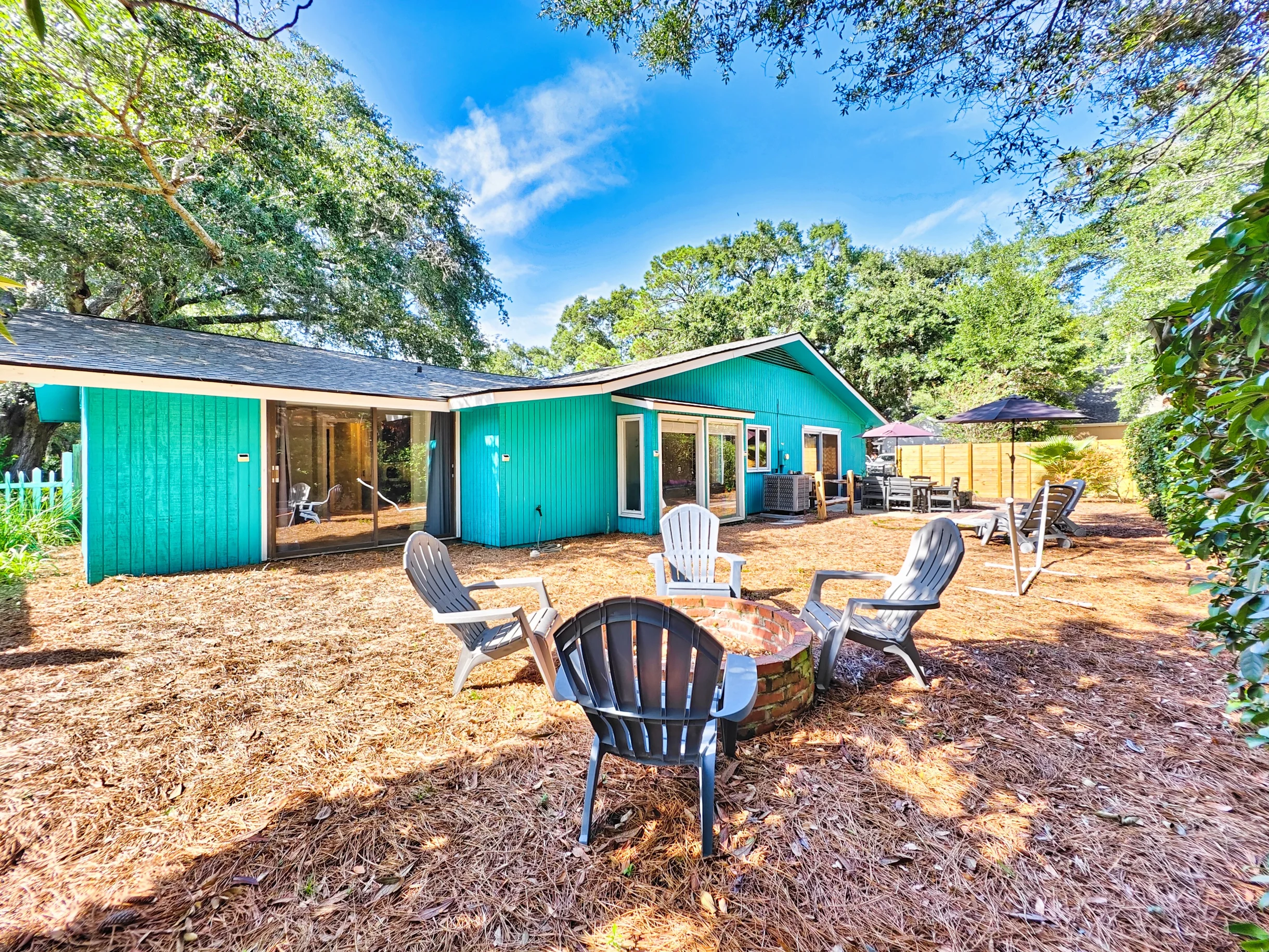 Wander Folly Field Golden #3