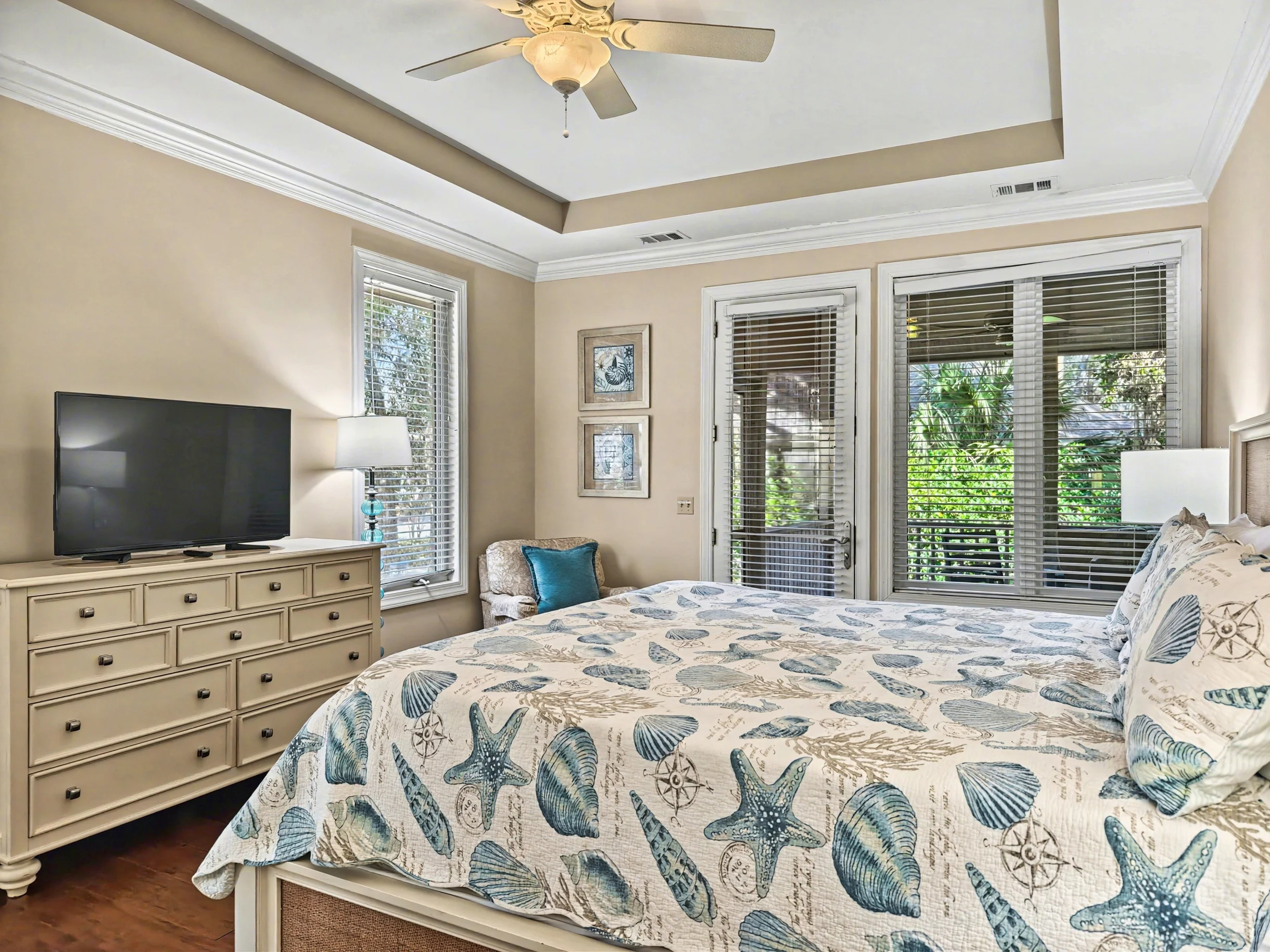 Wander Hilton Head Dolphins #38