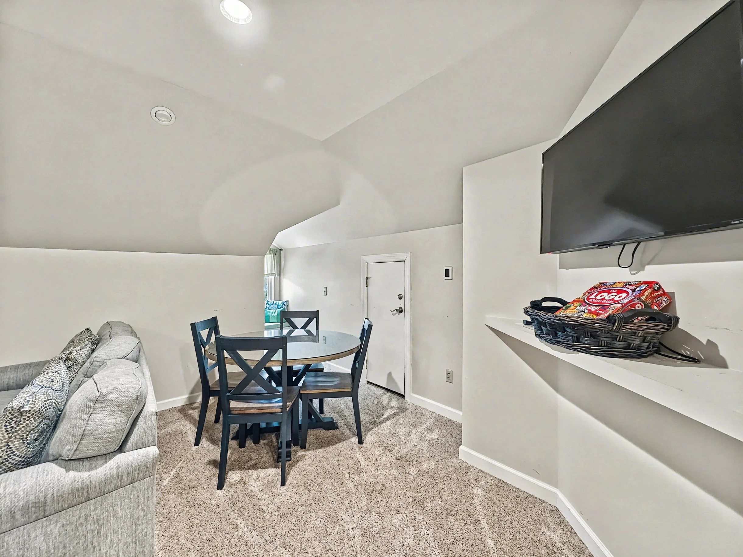 Wander Hilton Head Dolphins #85