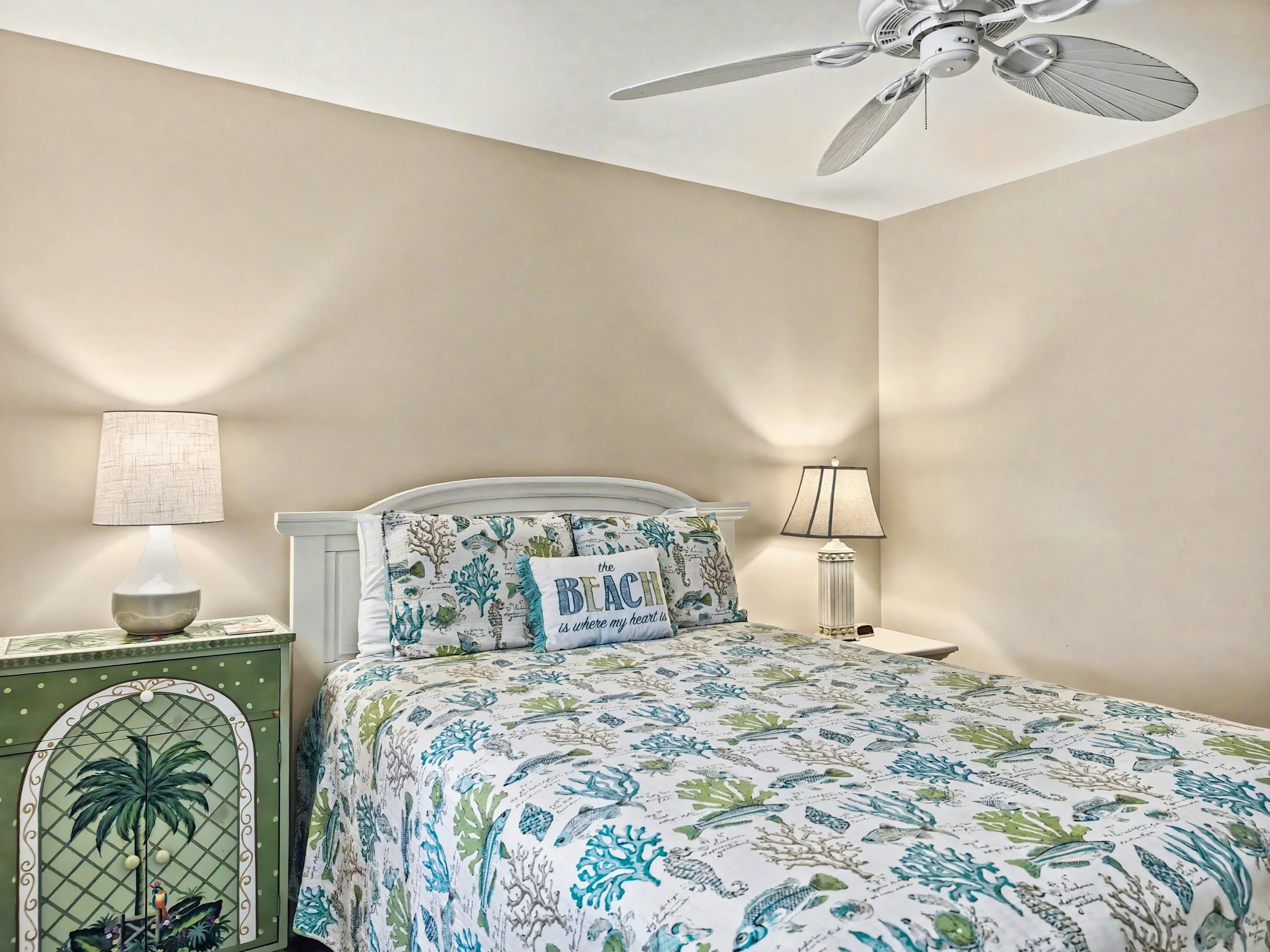 Wander Hilton Head Dolphins #92