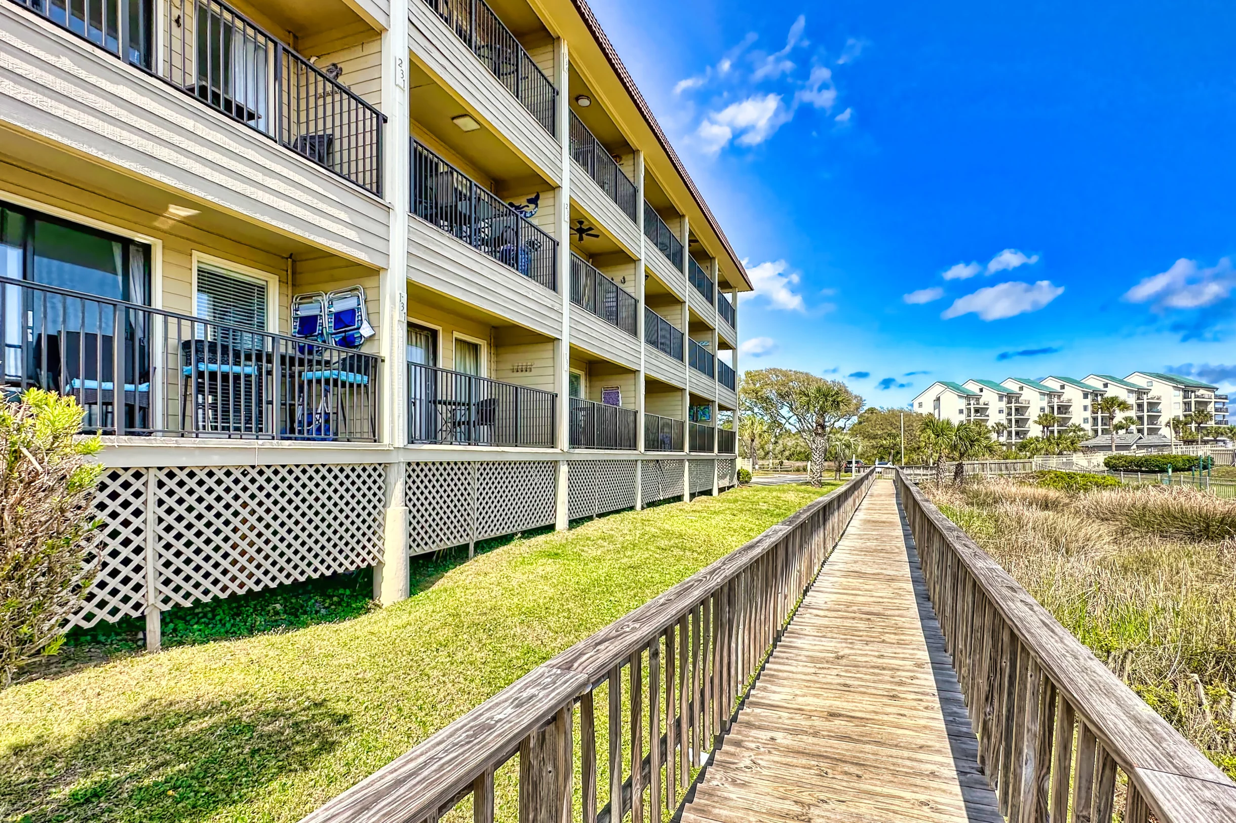 Wander Folly Field Glow #4