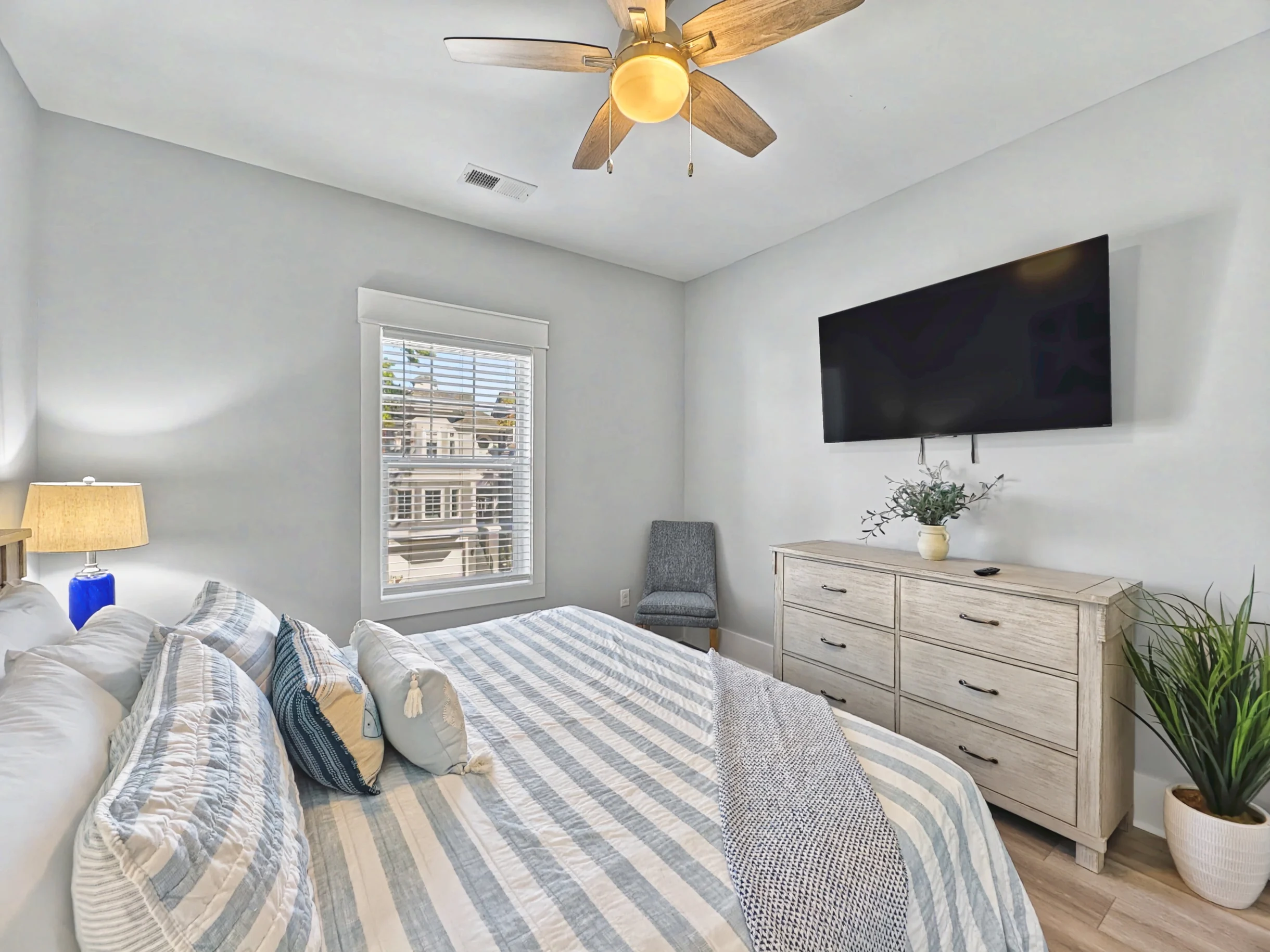 Wander Folly Field Sands #64