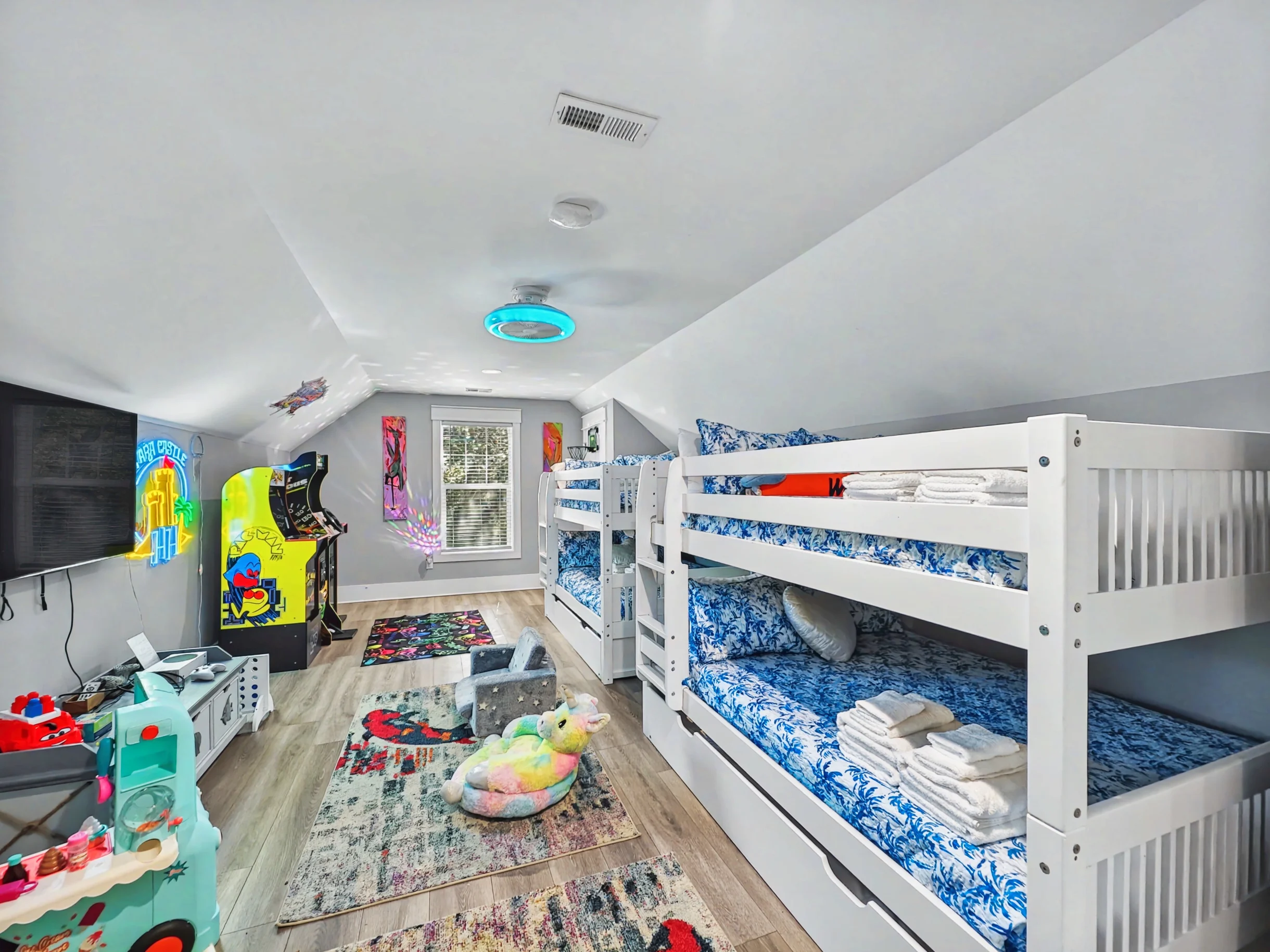 Wander Folly Field Sands #52