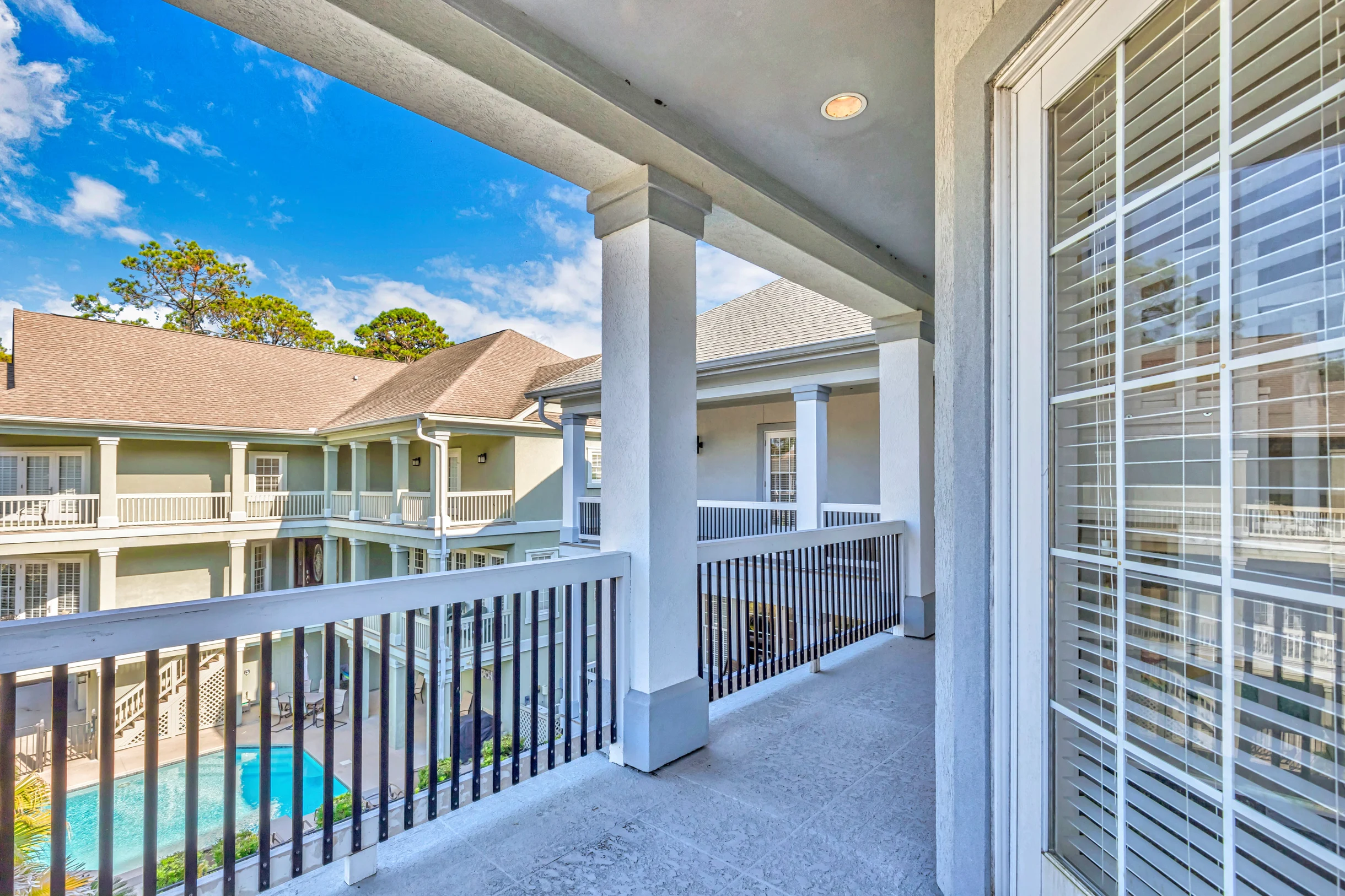 Wander Sandy Beach #72