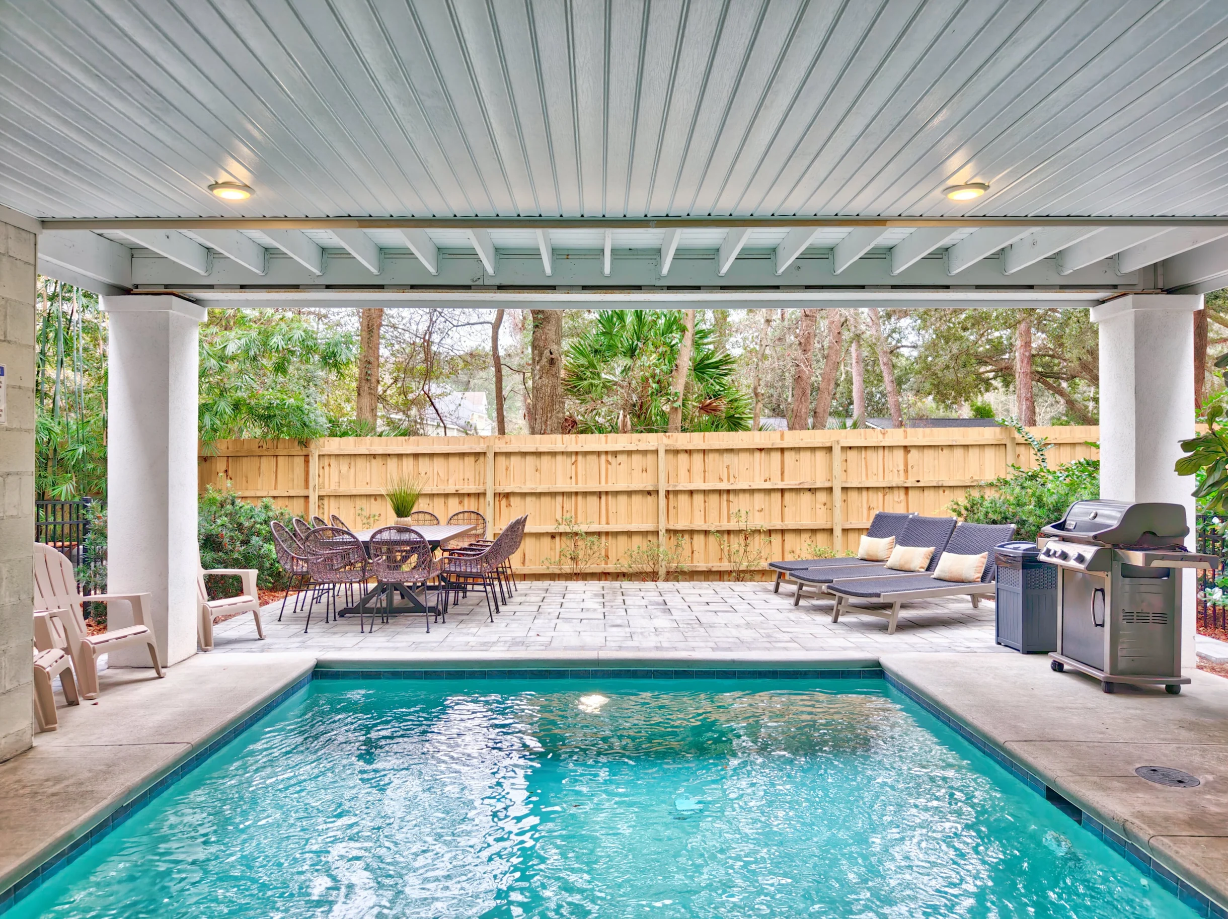 Wander Coligny Beach Retreat #1