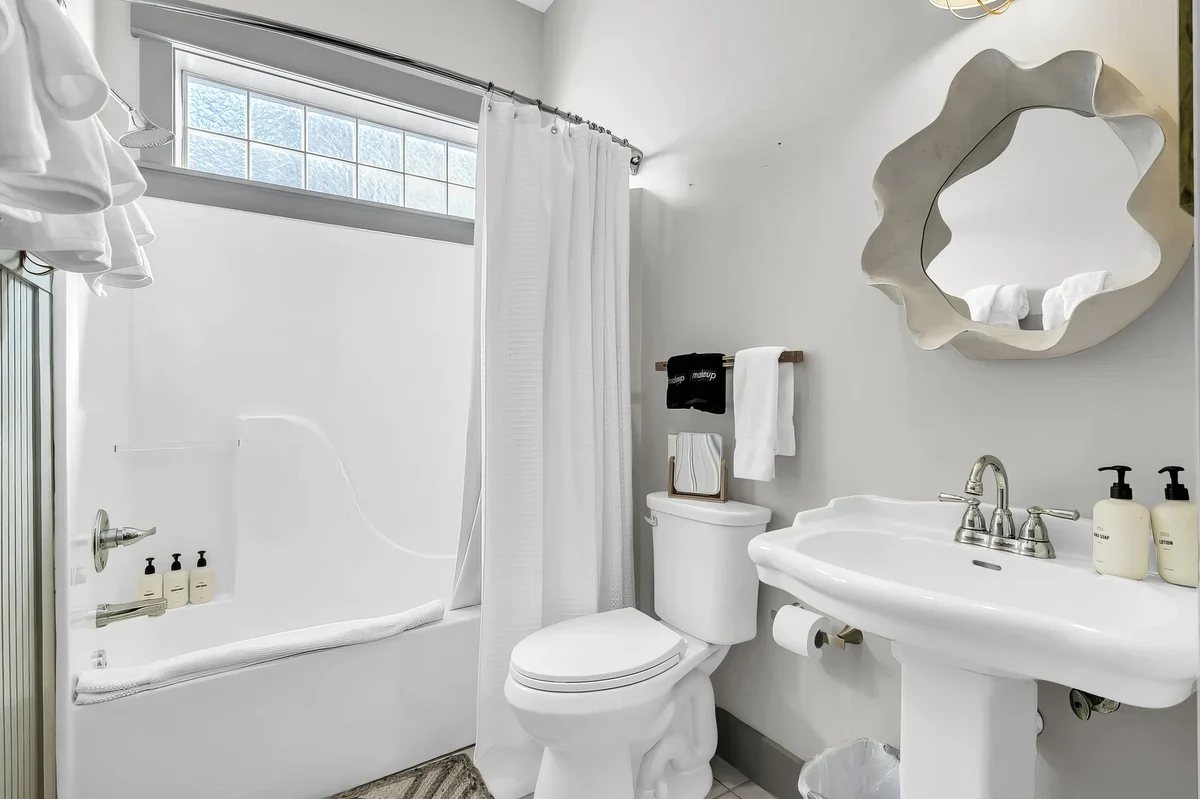 Wander Seacrest Pines