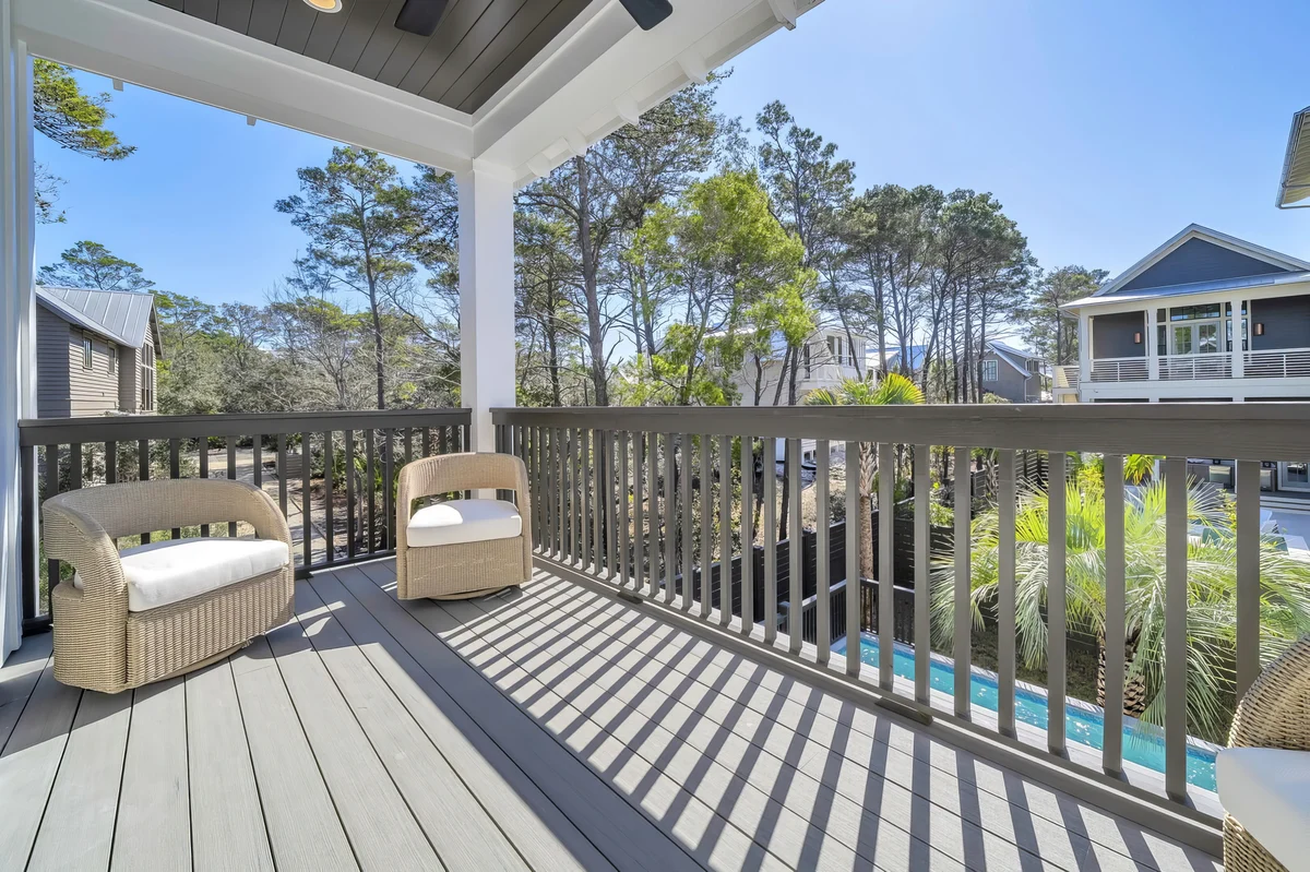 Balcony image 1