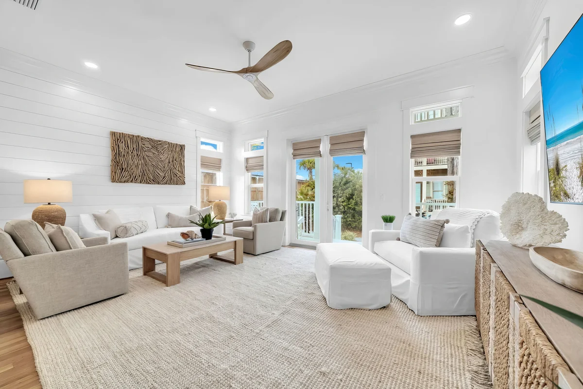 Wander Seacrest Escape