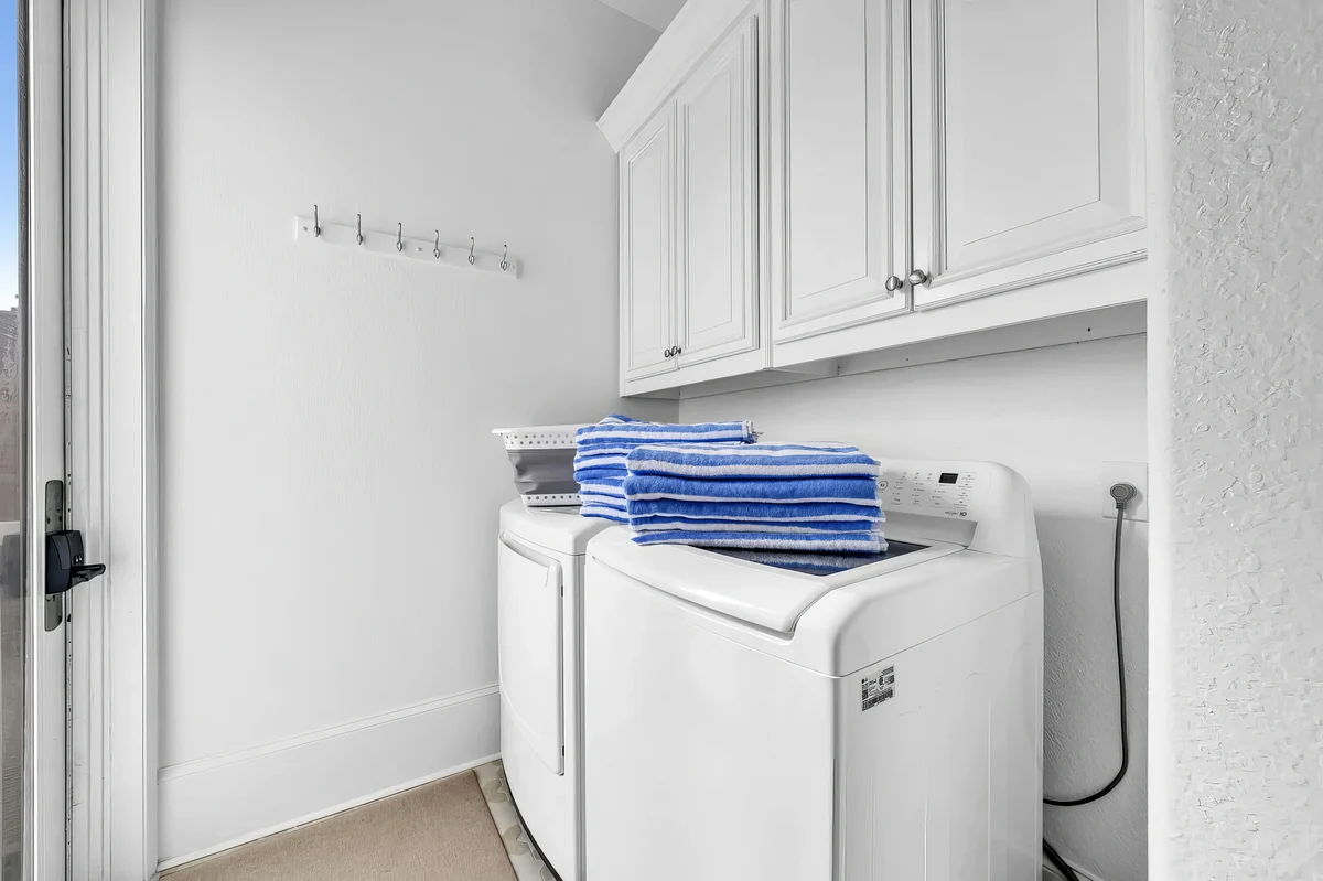 Wander Seacrest Escape