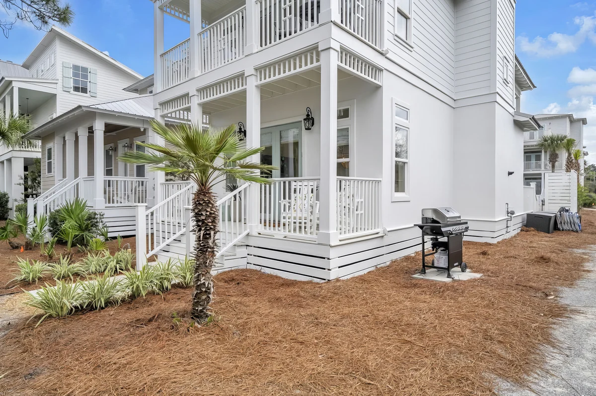 Wander Seacrest Escape