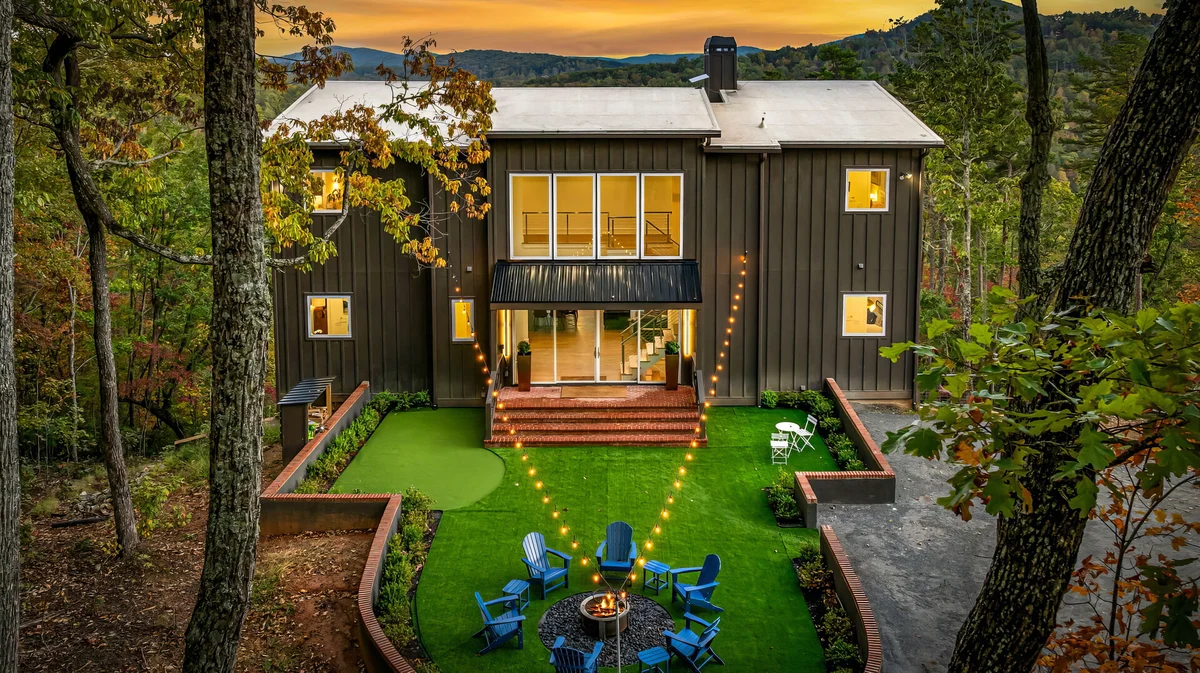 Wander Blue Ridge Mountain Retreat