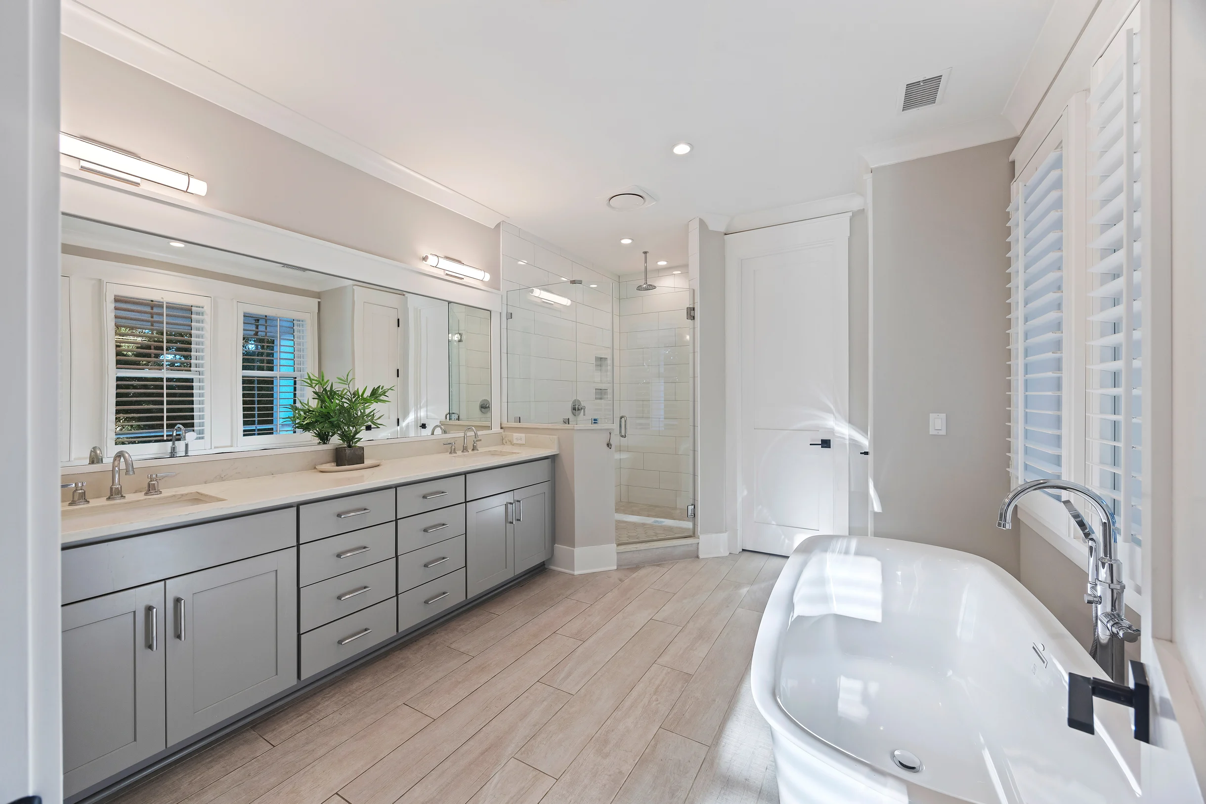 AV3-39: 3 39th Avenue #88
