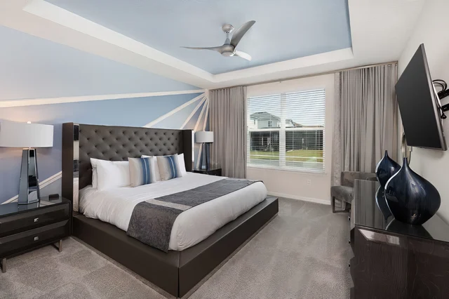 Bedroom 1 image 1