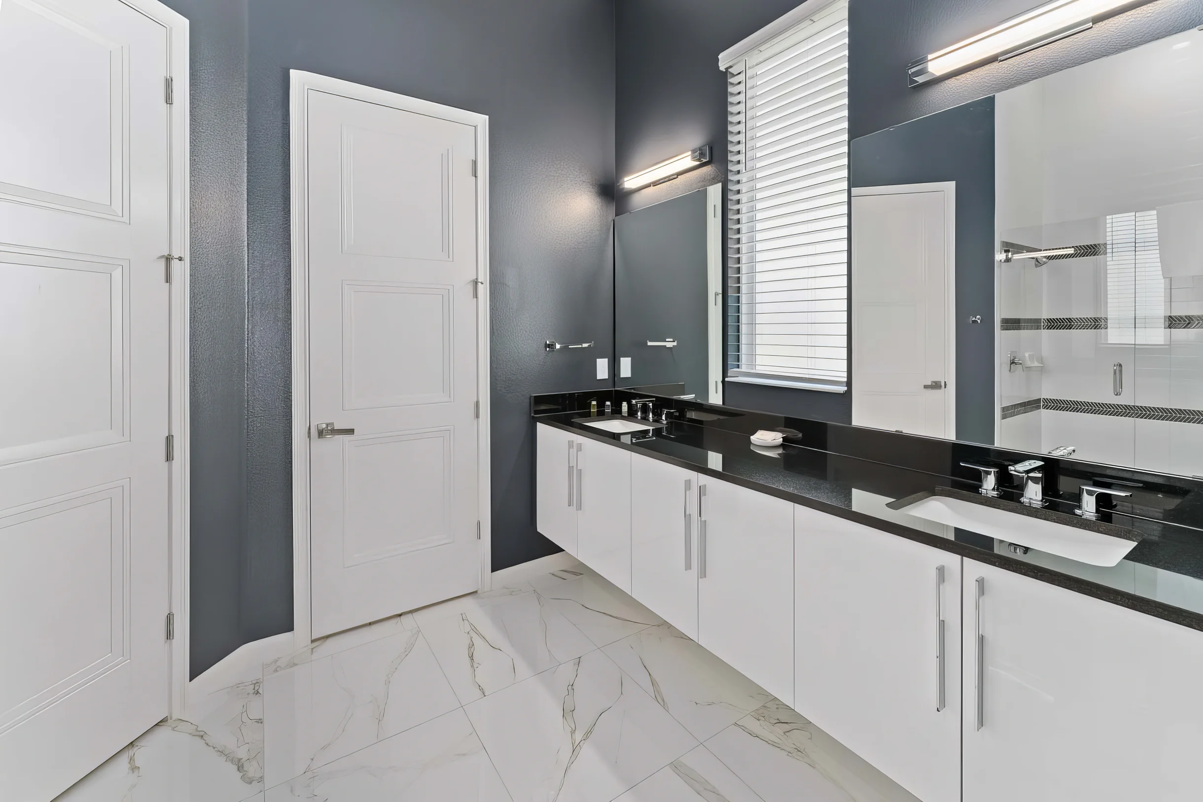 Wander Davenport Oak Blossom #18