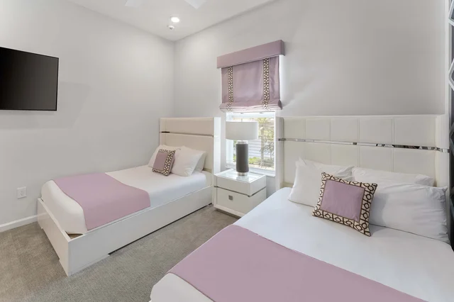 Bedroom 8 image 1