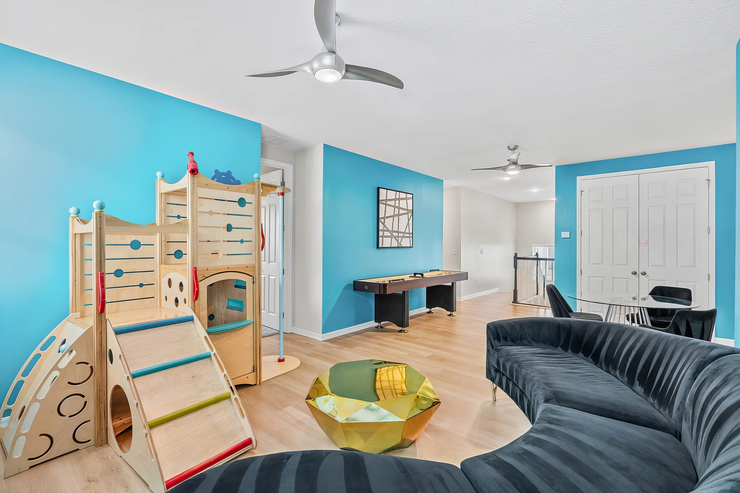 Wander Kissimmee Palm Glow #19