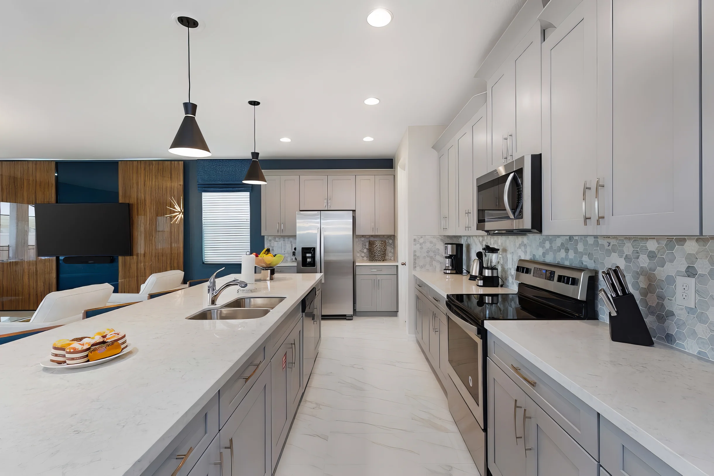 Wander Kissimmee Palm Glow #38