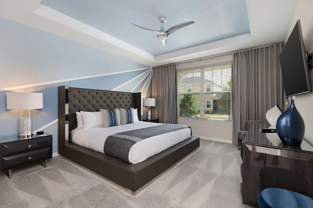Bedroom 1 image 1